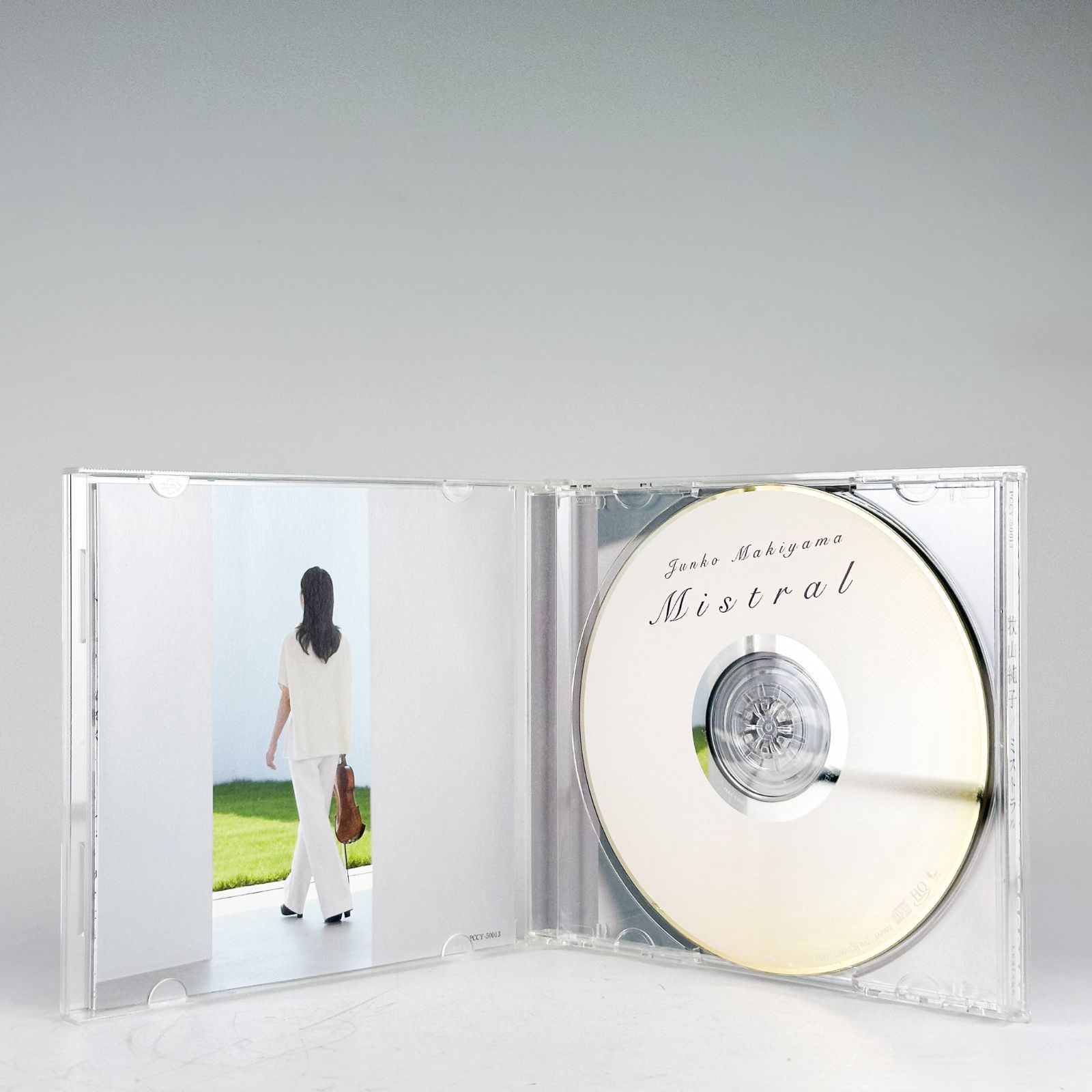 牧山純子／『ミストラル』サイン入りＣＤ K192 牧山純子 ミストラル CD ジャズ フュージョン - メルカリ