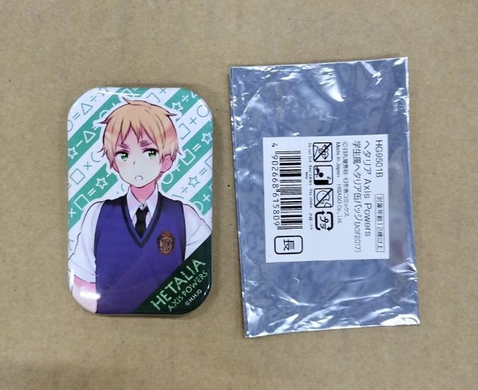 イギリス 缶バッジ ヘタリア 学生風 7500 - メルカリ