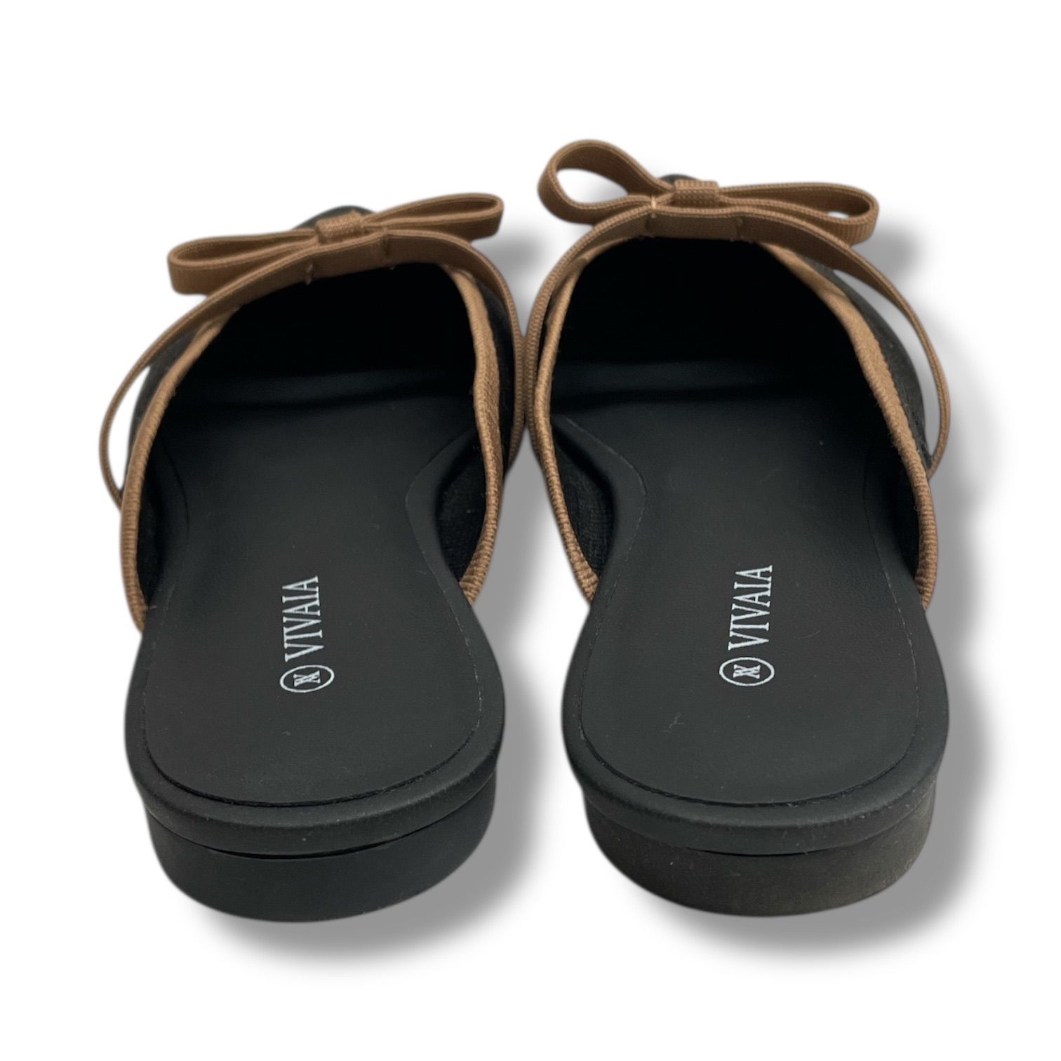 新品VIVAIA フラットシューズパンプス 黒 サイズ40 ビバイア 新品VIVAIA フラットシューズパンプス 黒 サイズ40 ビバイア すべて