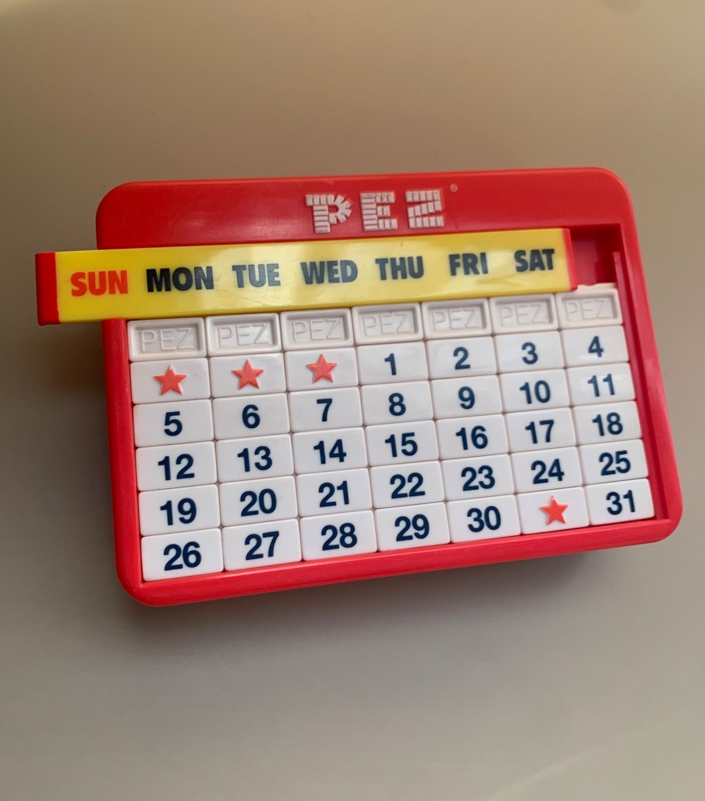 PEZ calendar puzzle 【公式通販】