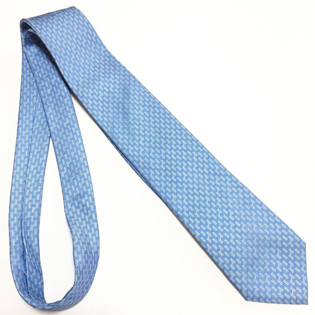 未使用級 エルメス HERMES ネクタイ シルク100% ライトブルー 総柄