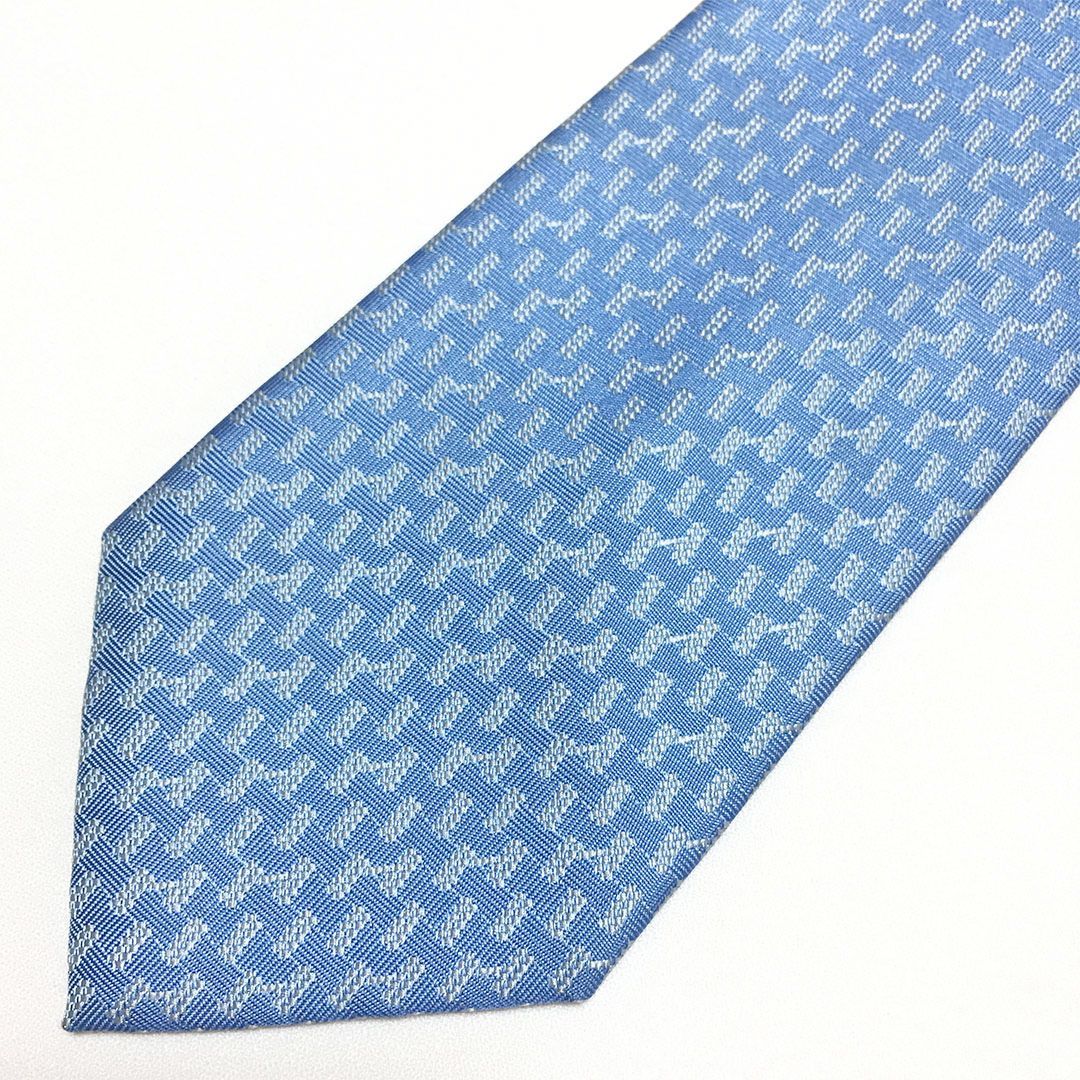 未使用級 エルメス HERMES ネクタイ シルク100% ライトブルー 総柄