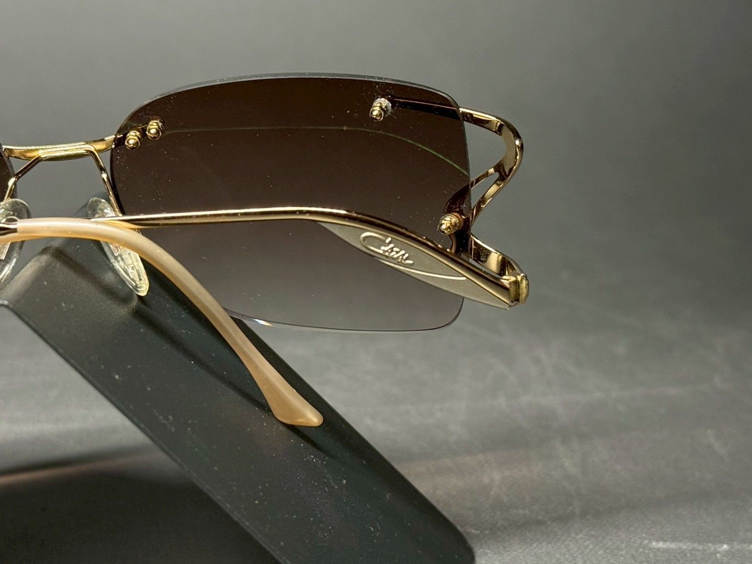 希少 CAZAL カザール MOD 933 ドイツ製 縁なし ツーポイント ゴールド