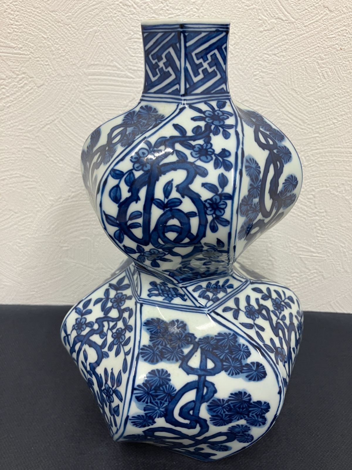 有田焼】源右衛門窯 染付 瓢形 花瓶 瓢箪 花器 古伊万里様式 - メルカリ