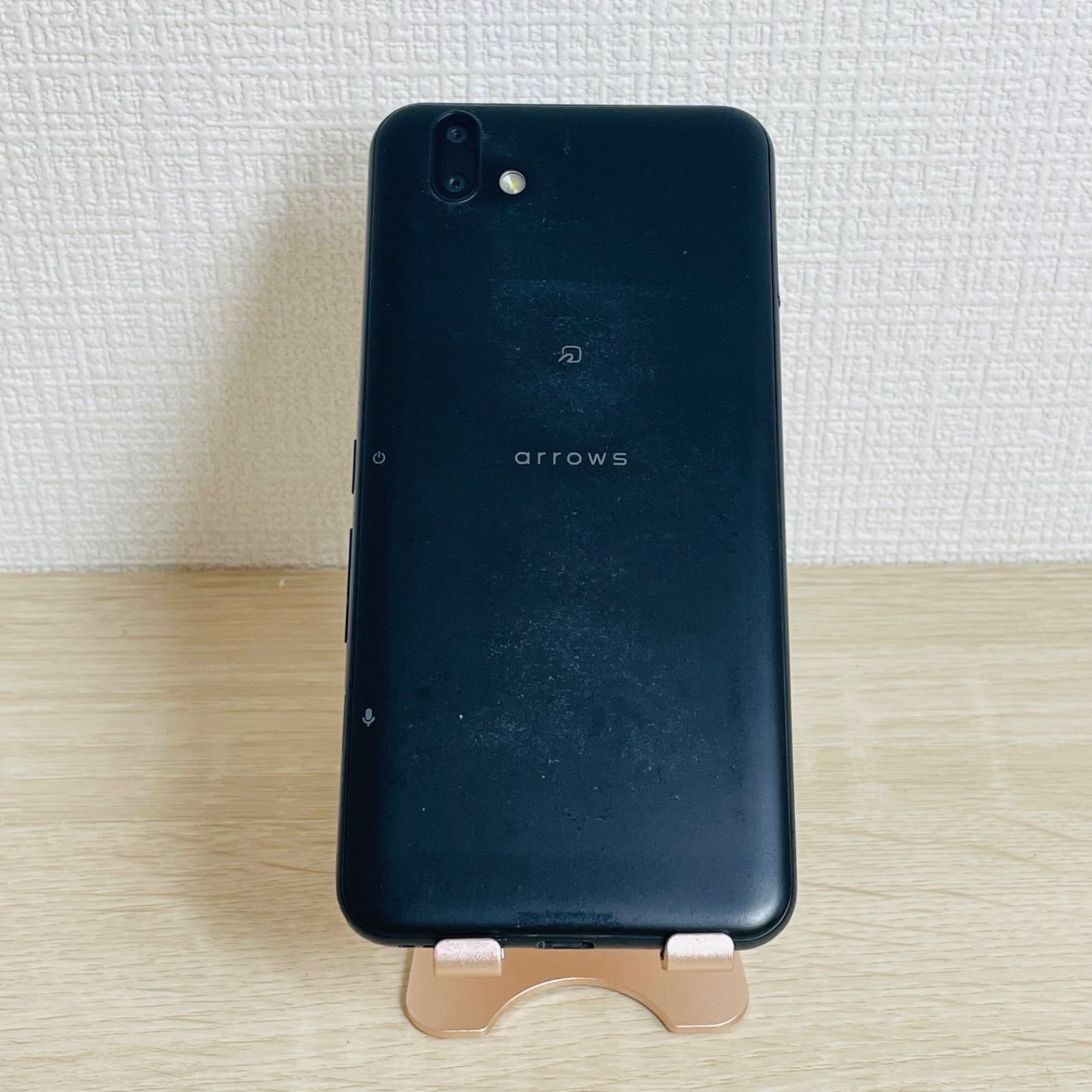 FUJITSU arrows U 801FJ SoftBank ブラック｜Android 10 - メルカリ