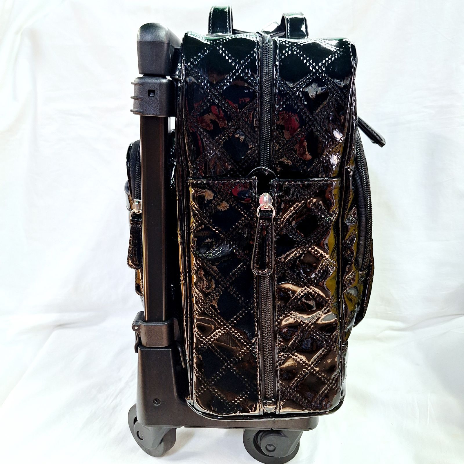 中古☆チャームなし スワニー キャリーバッグ エナメル キルティング