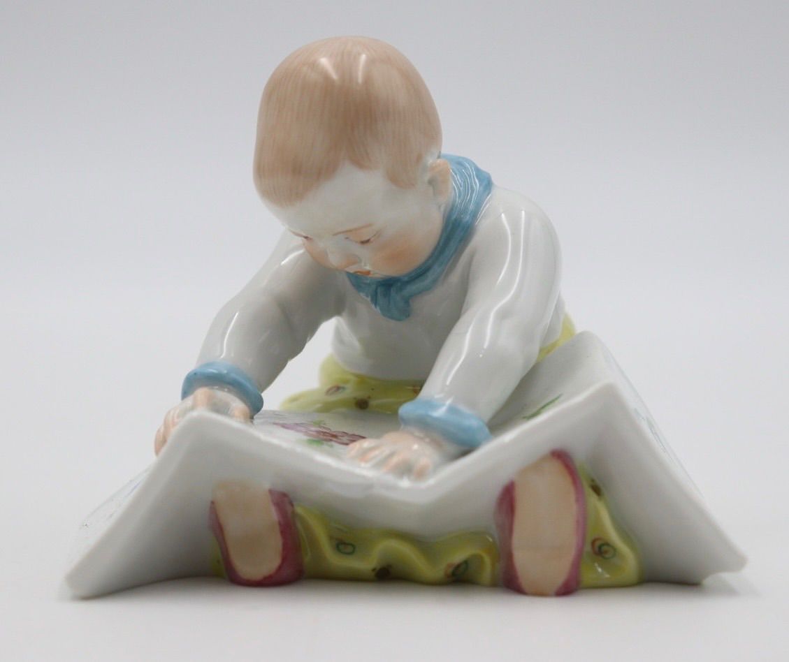 マイセン MEISSEN ヘンチェル人形 本を見る子供 150周年記念 フィギュ