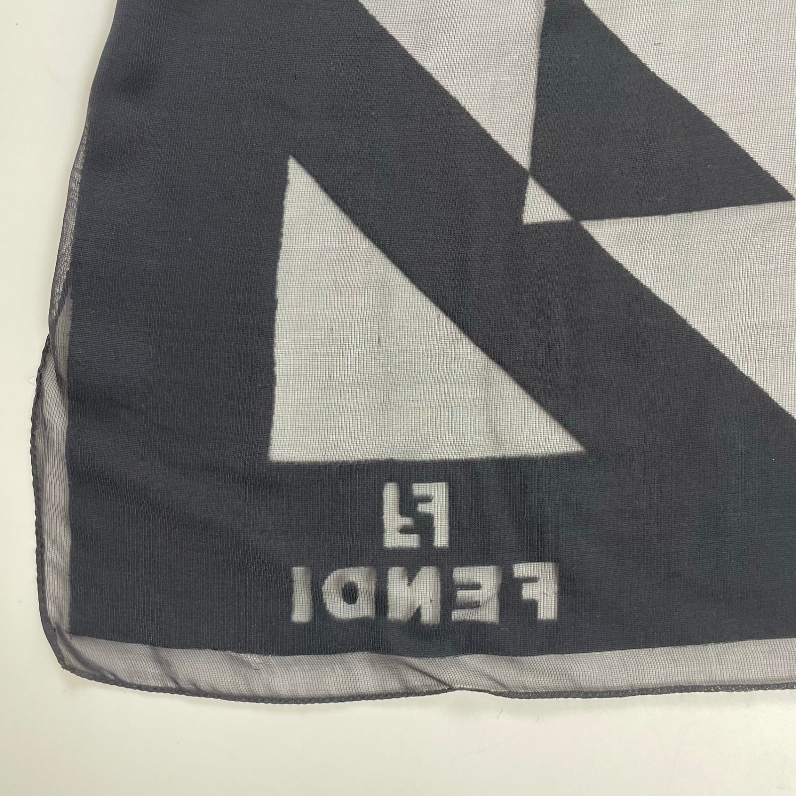 FENDI フェンディ / ヴィンテージシルクMIXシアースカーフ SIZE:95cm