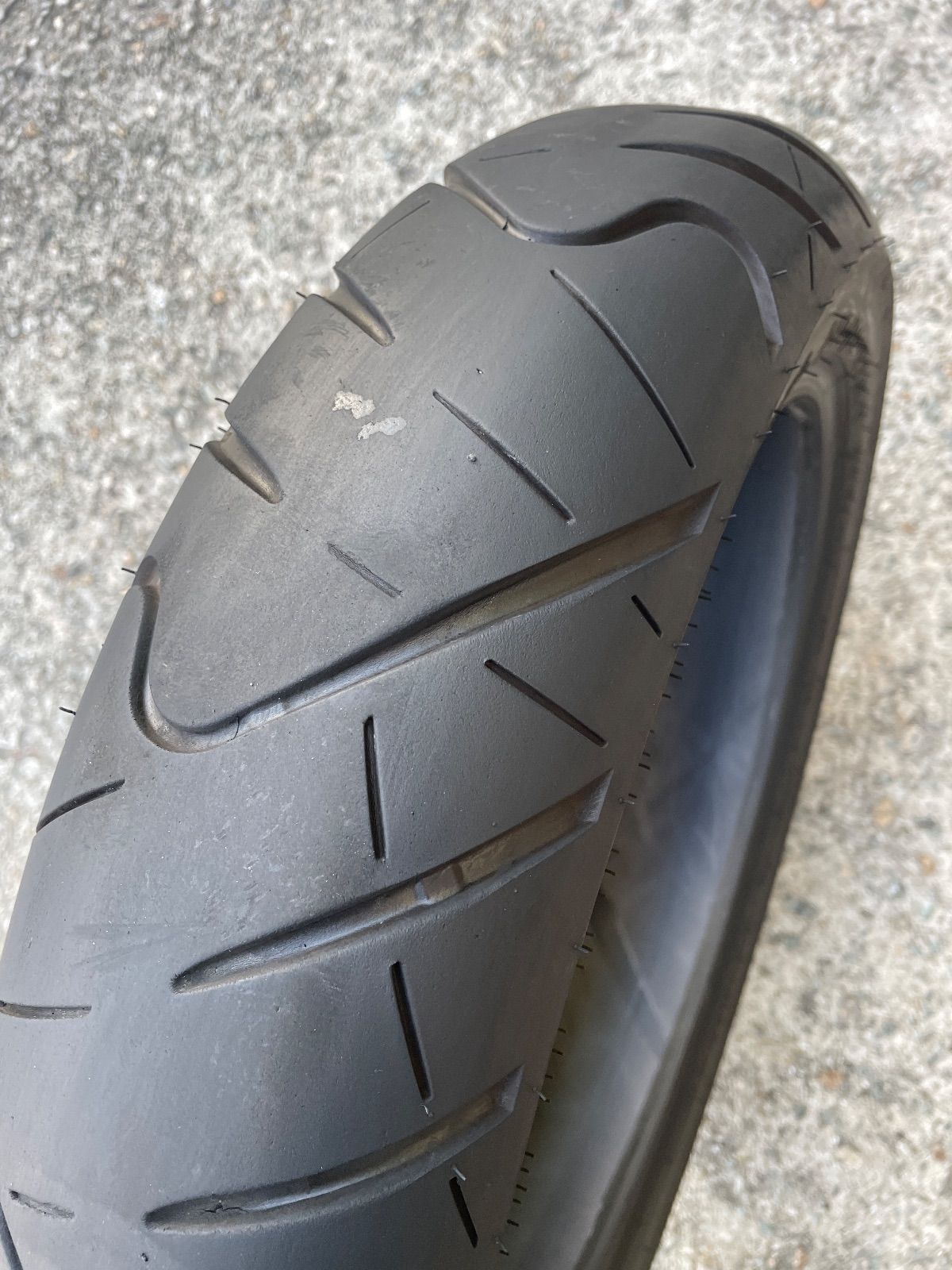 IRC RX-01 ( 中古 / ７〜８分山 ) 前後セット ＊洗浄済 IRC RX-01 ( 中古 / 7〜8分山 ) 前後セット ＊洗浄済 IRC RX-01