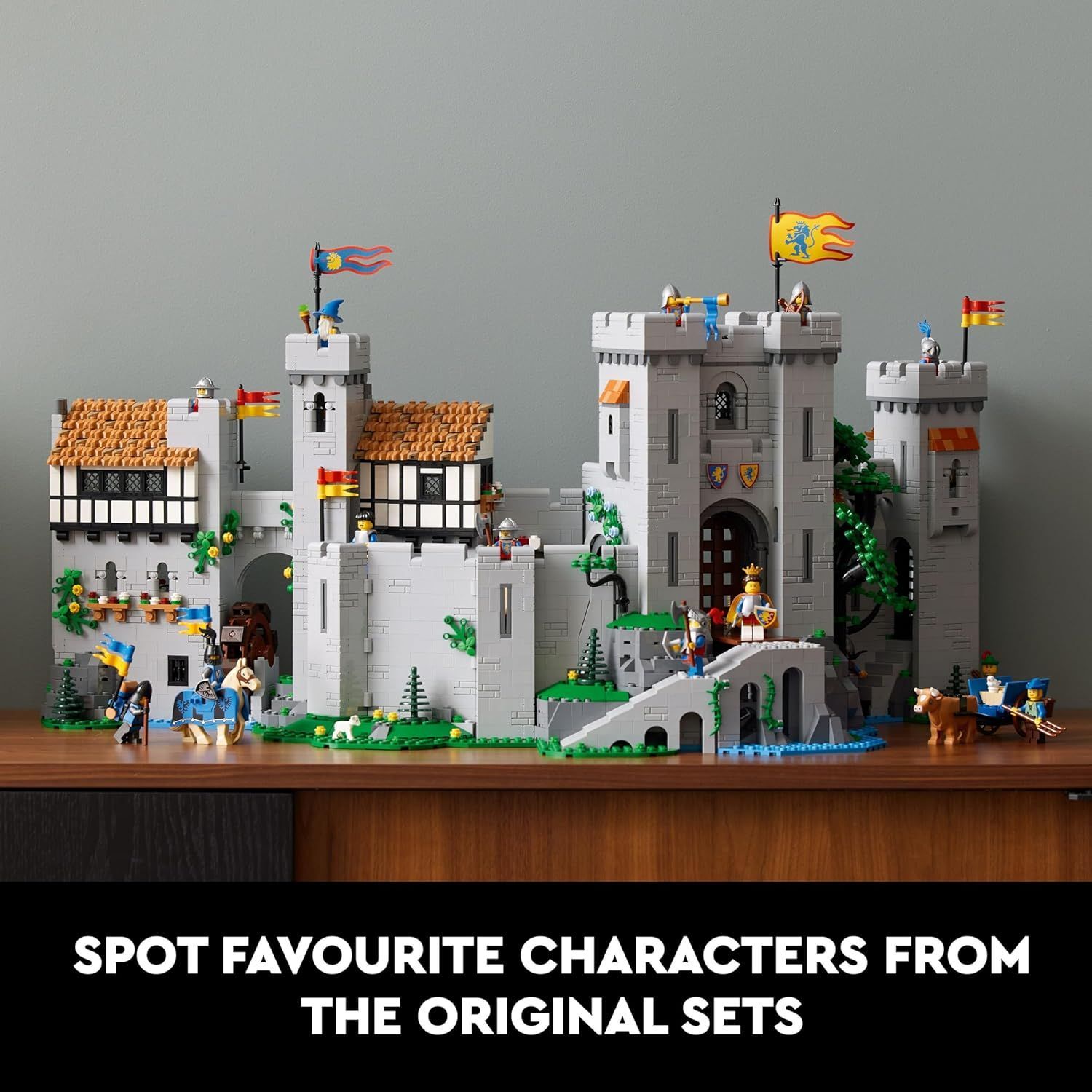 LEGO 10305 レゴ Icons ライオン騎士の城 - メルカリ