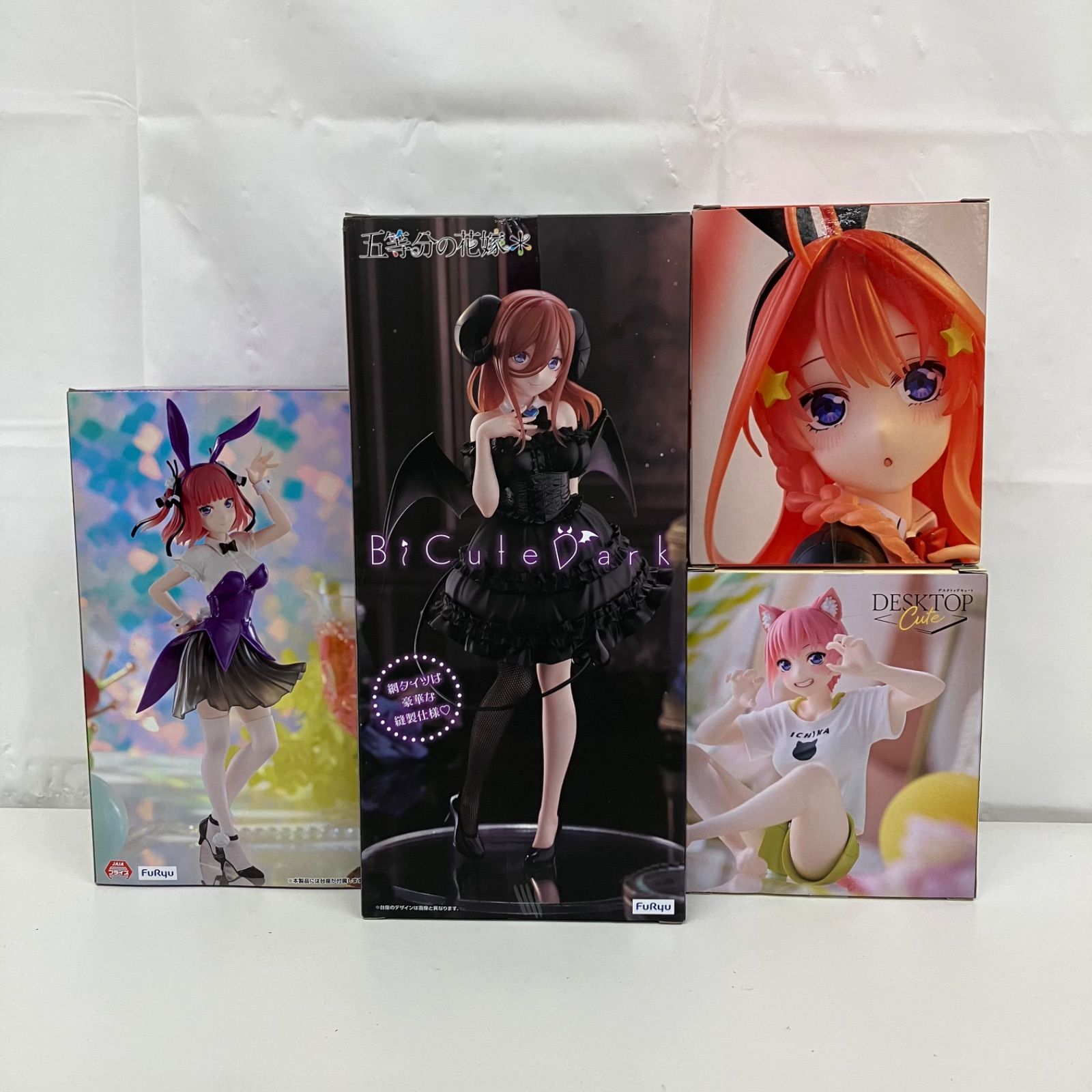 未開封 五等分の花嫁 Desktop Cute 中野一花 中野五月 BiCute Dark