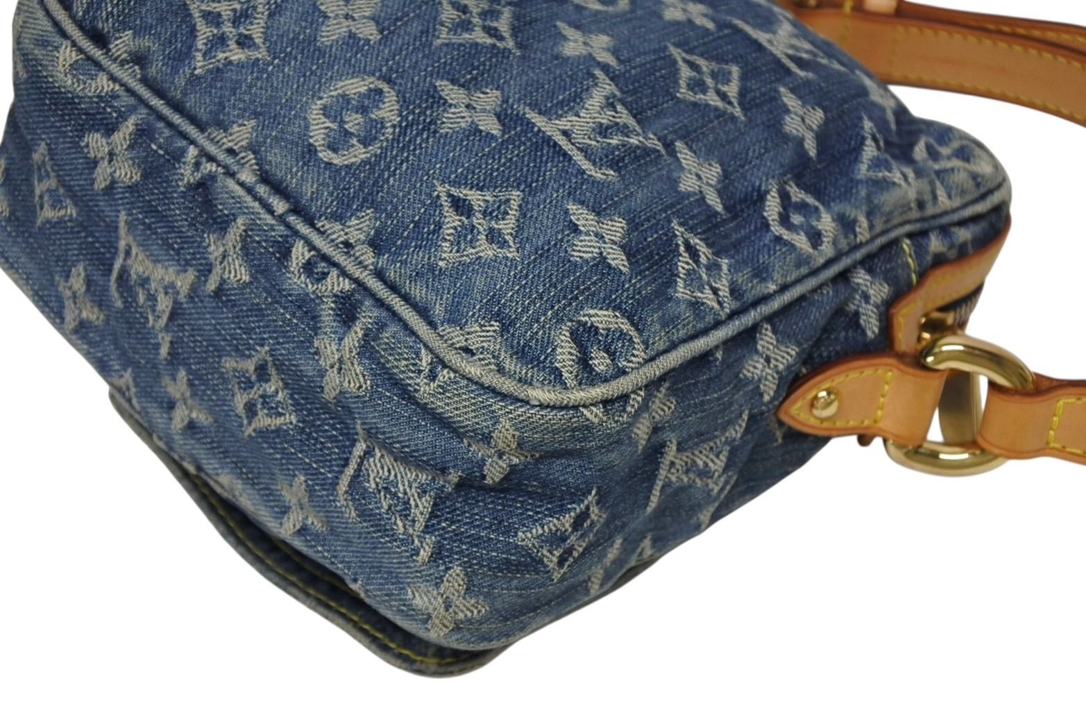 LOUIS VUITTON ルイヴィトン カメラ バッグ ショルダーバッグ M95348 モノグラム デニム インディゴブルー ゴールド金具 美品 中古 4b011377 LOUIS VUITTON - LOUIS VUITTON ルイヴィトン カメラ バッグ