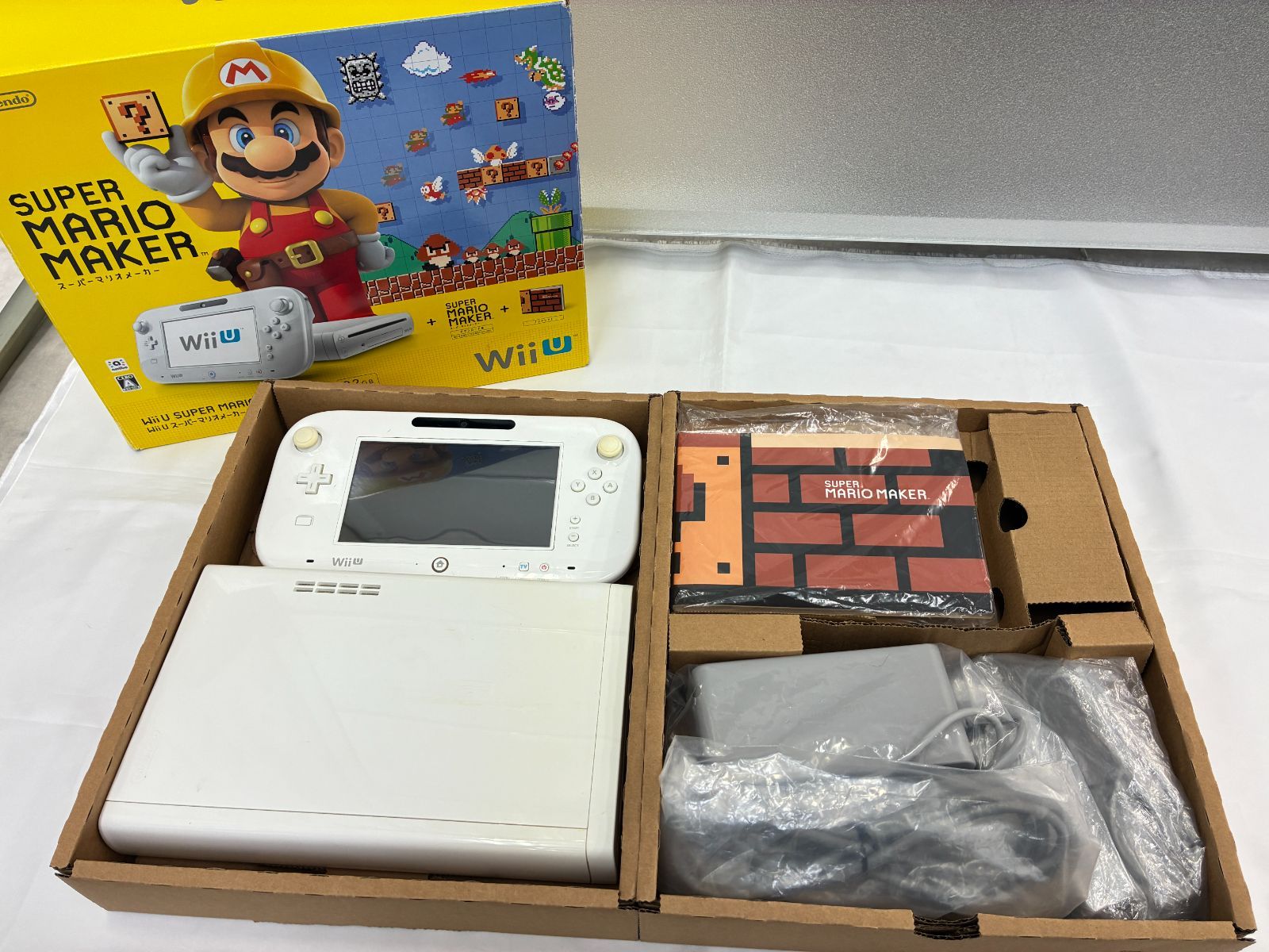 任天堂　wiiU 本体　スーパーマリオメーカー　美品 任天堂（Nintendo） Wii U ウィーユー スーパーマリオメーカー セット