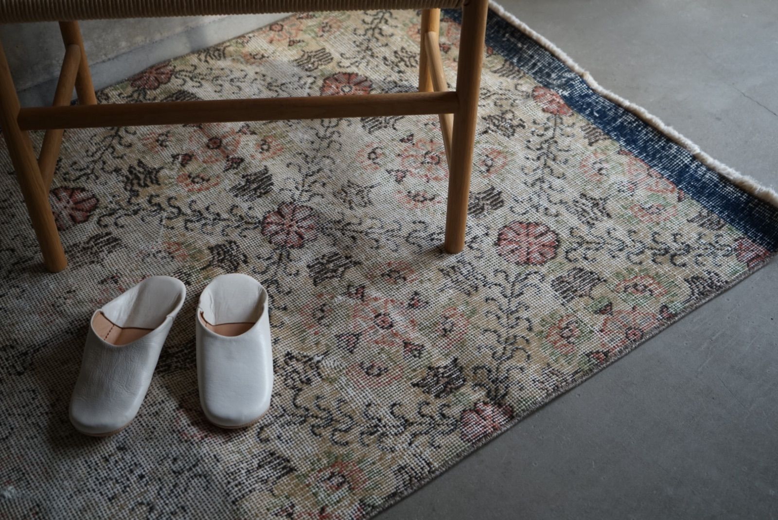 vintageトルコラグ 花柄ラグ44×108 vintageトルコラグ 花柄ラグ44×108