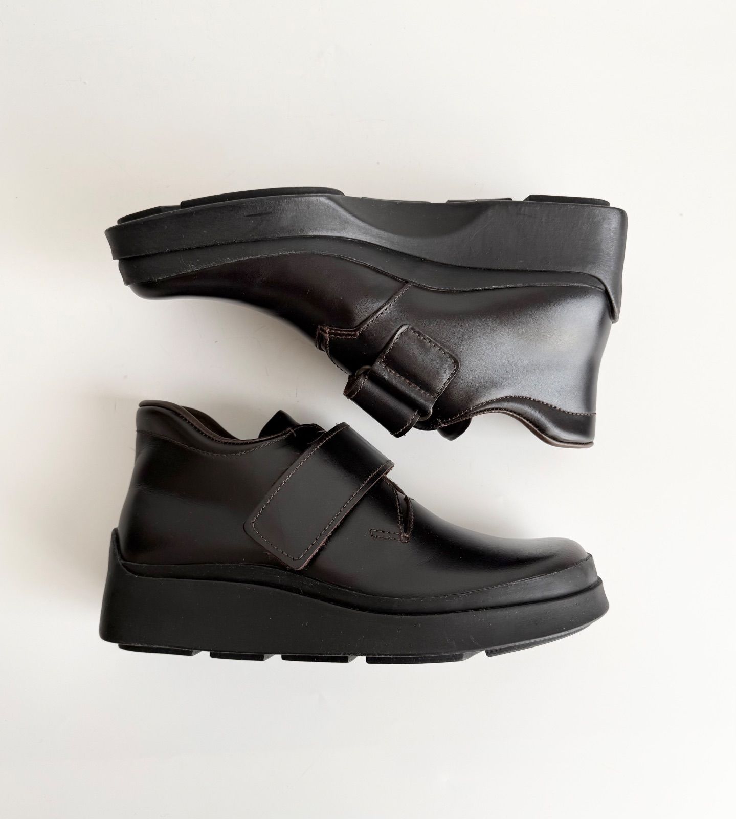 FW1999 PRADA WOMEN LEATHER BELTED SHOES 1999年 アーカイブ archive