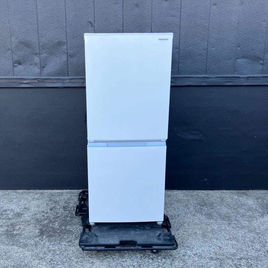 直接引き取り可】SHARP 2ドア冷蔵庫 2021年モデル 152ℓ SJ-15E9-W