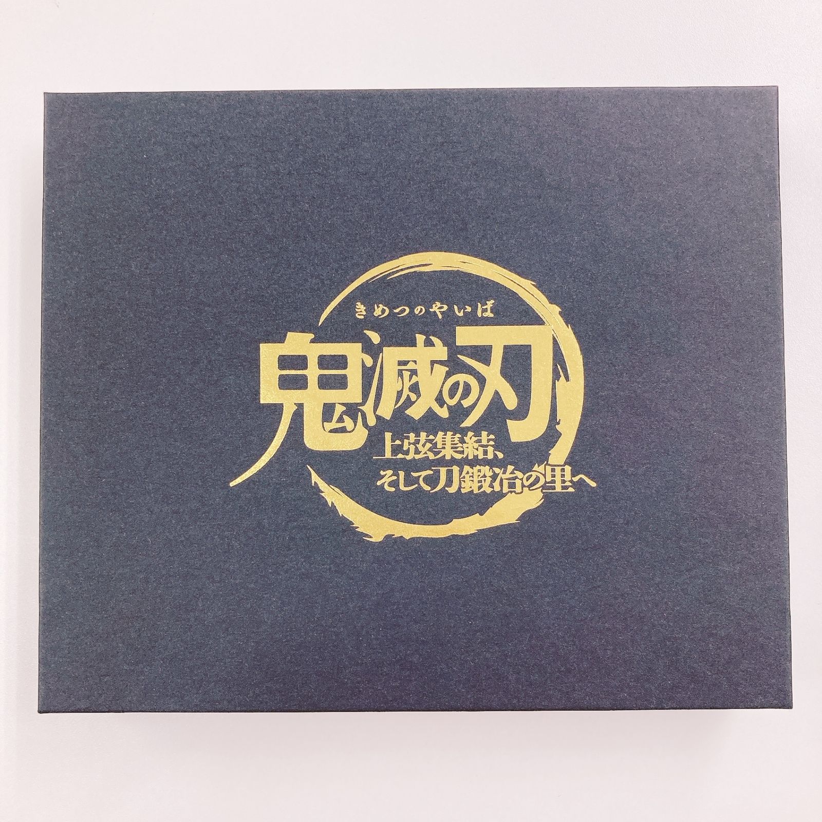 そして刀鍛冶の里へ ワールドツアー キービジュアル 57mm缶バッジ