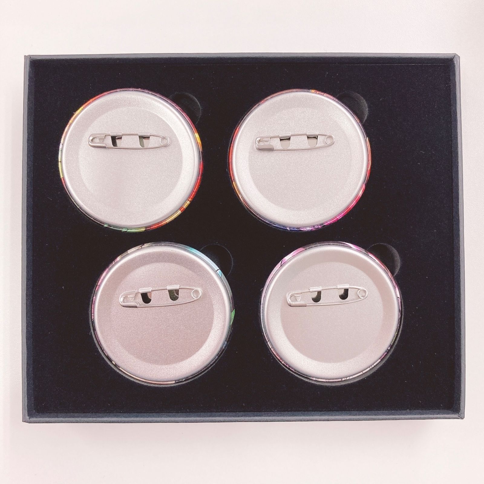 そして刀鍛冶の里へ ワールドツアー キービジュアル 57mm缶バッジ