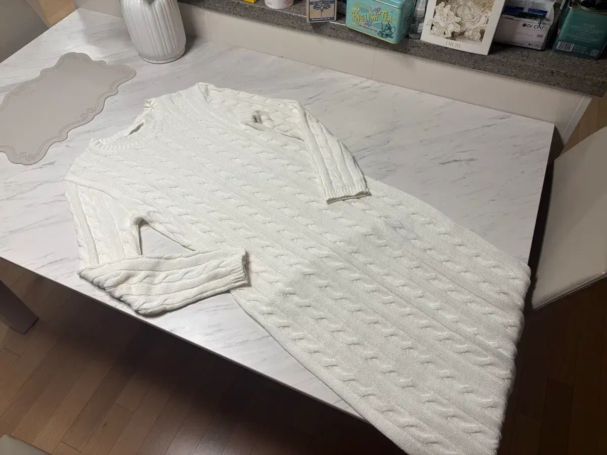 ほぼ新品/ Renej 르네제이 ニット ロング ONE PIECE (55巻お勧め)
