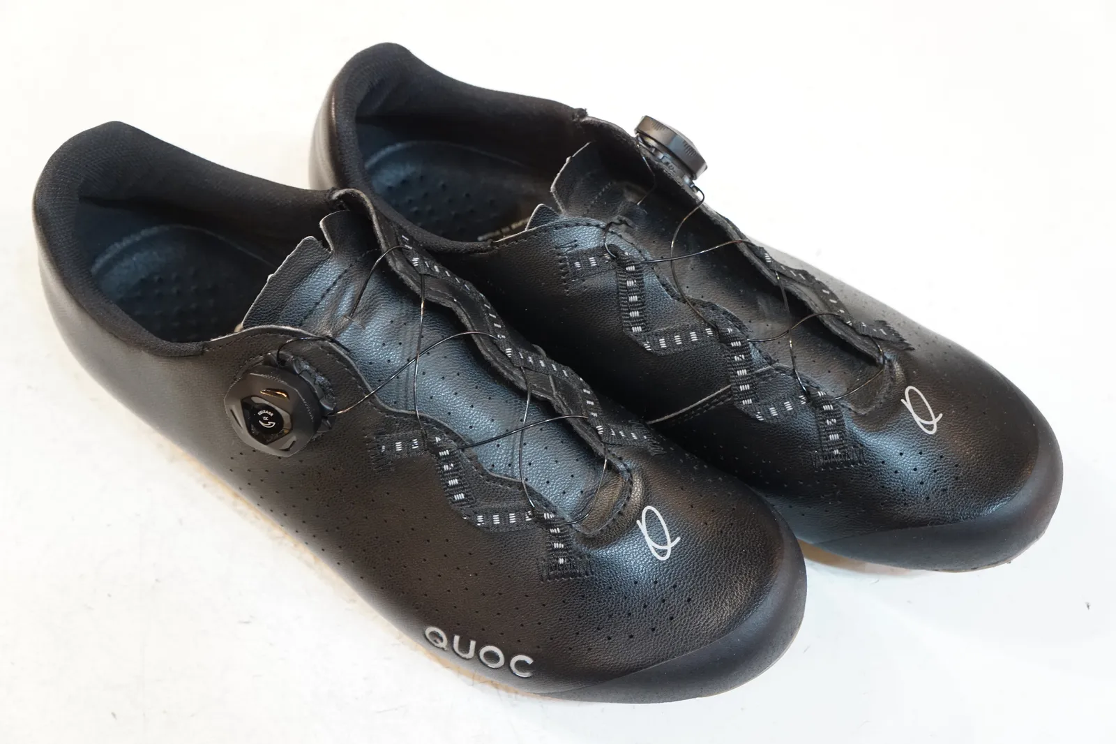 2026年最新】quoc シューズの人気アイテム - メルカリ