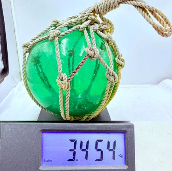 昭和レトロ ガラス浮き玉 約30cm グリーン 網付き 漁具 ビン玉