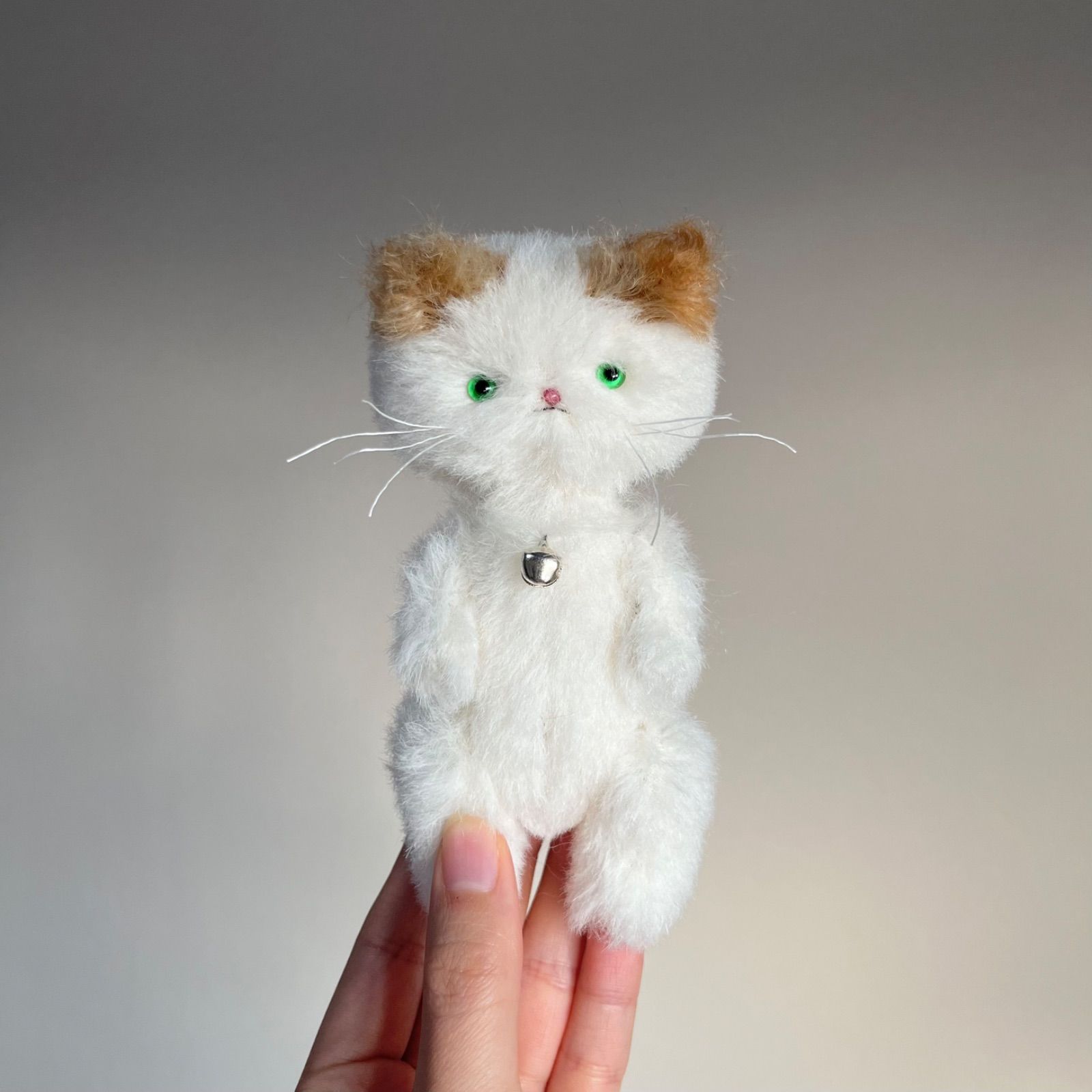 ちゃいろみみの子 ｝ ぬいぐるみ 作家 ねこ テディベア ハンドメイド