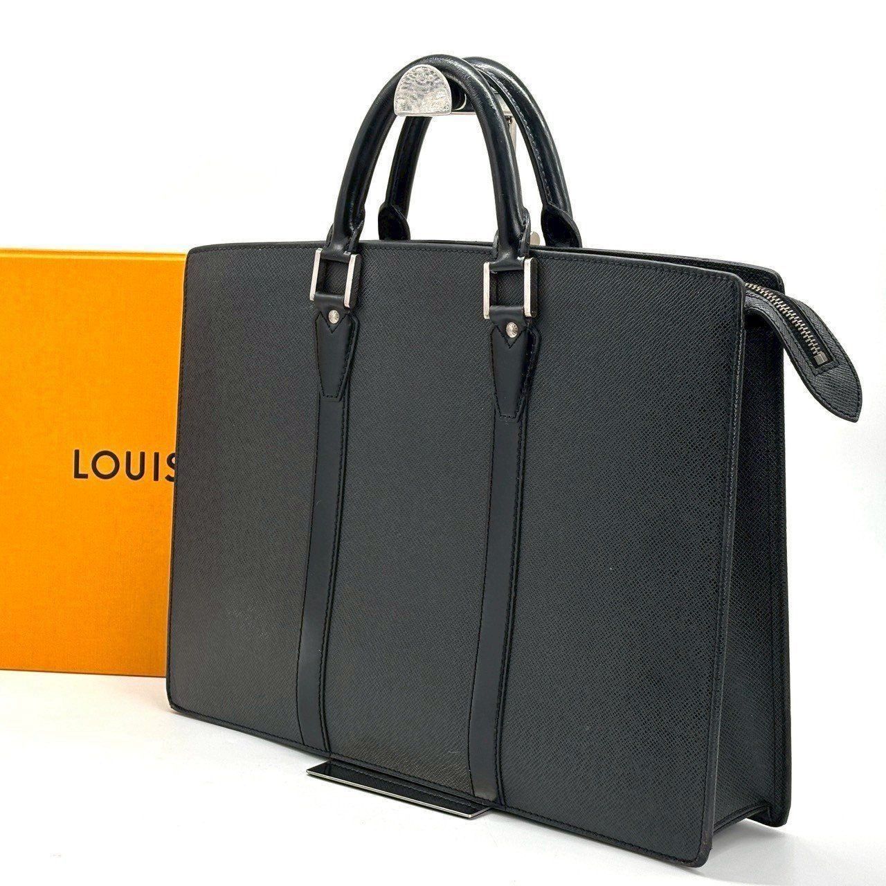 紳士の黒、一点格】 LOUIS VUITTON ビジネスバッグ タイガ ポルト