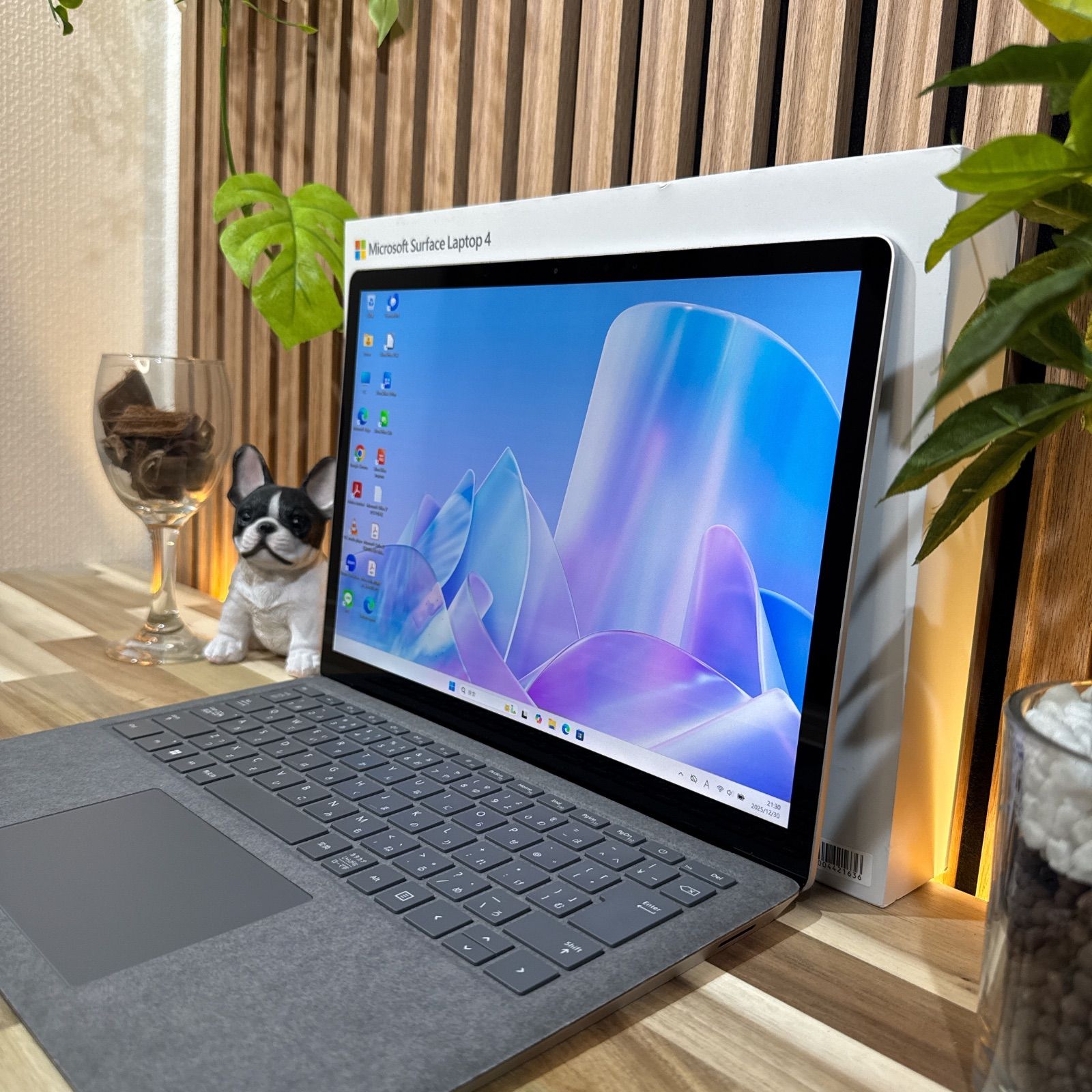 公式ショップ限定価格❣️/ おすすめ《タッチパネル式》Surface Laptop