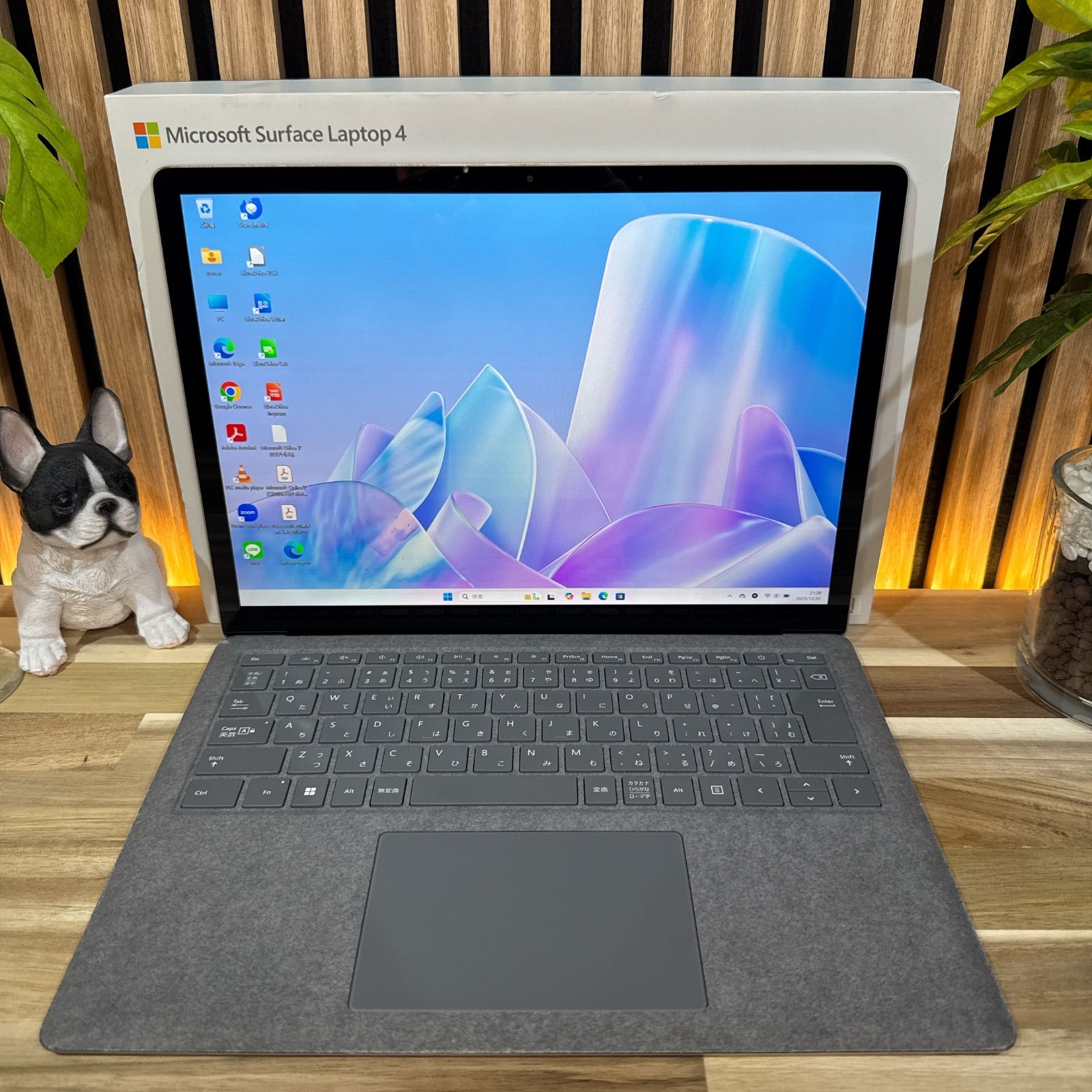 公式ショップ限定価格❣️/ おすすめ《タッチパネル式》Surface Laptop