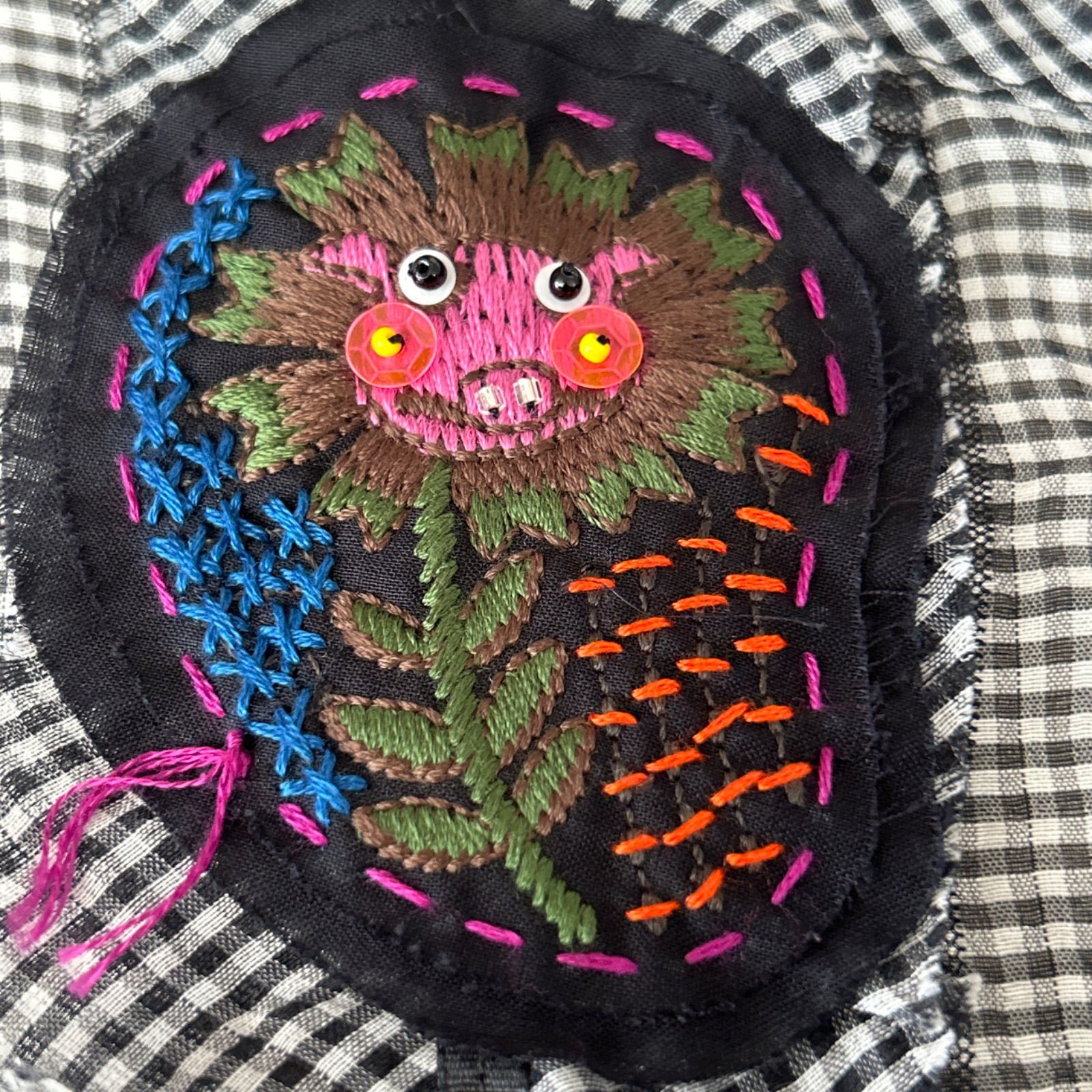 アルベロベロ オレボレブラ 豚さん刺繍ワッペン ブラウス ギンガム
