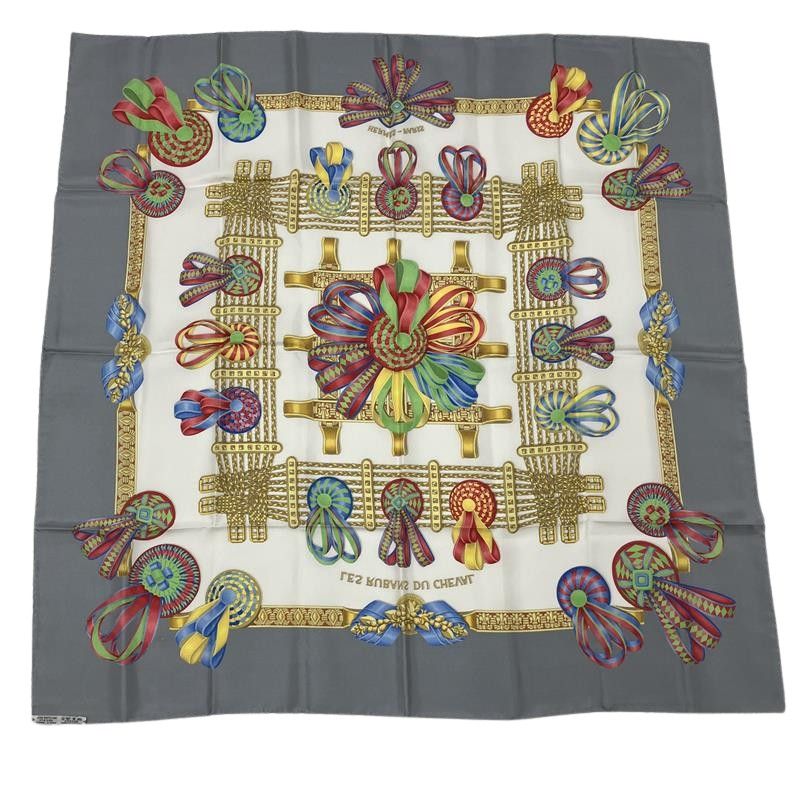 エルメス HERMES カレ90 LES RUBANS DU CHEVAL 馬のリボン飾り