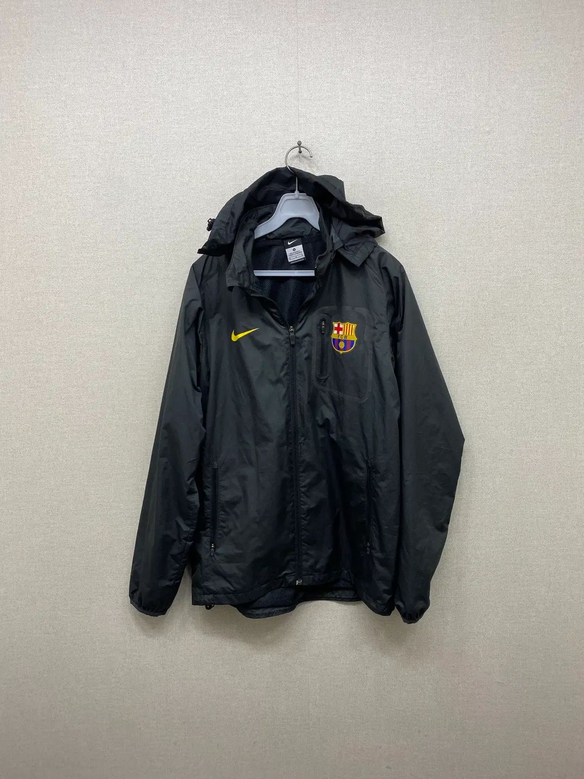 ナイキ マンチェスター・ユナイテッドFC ウィンドブレーカー 95 - メルカリ
