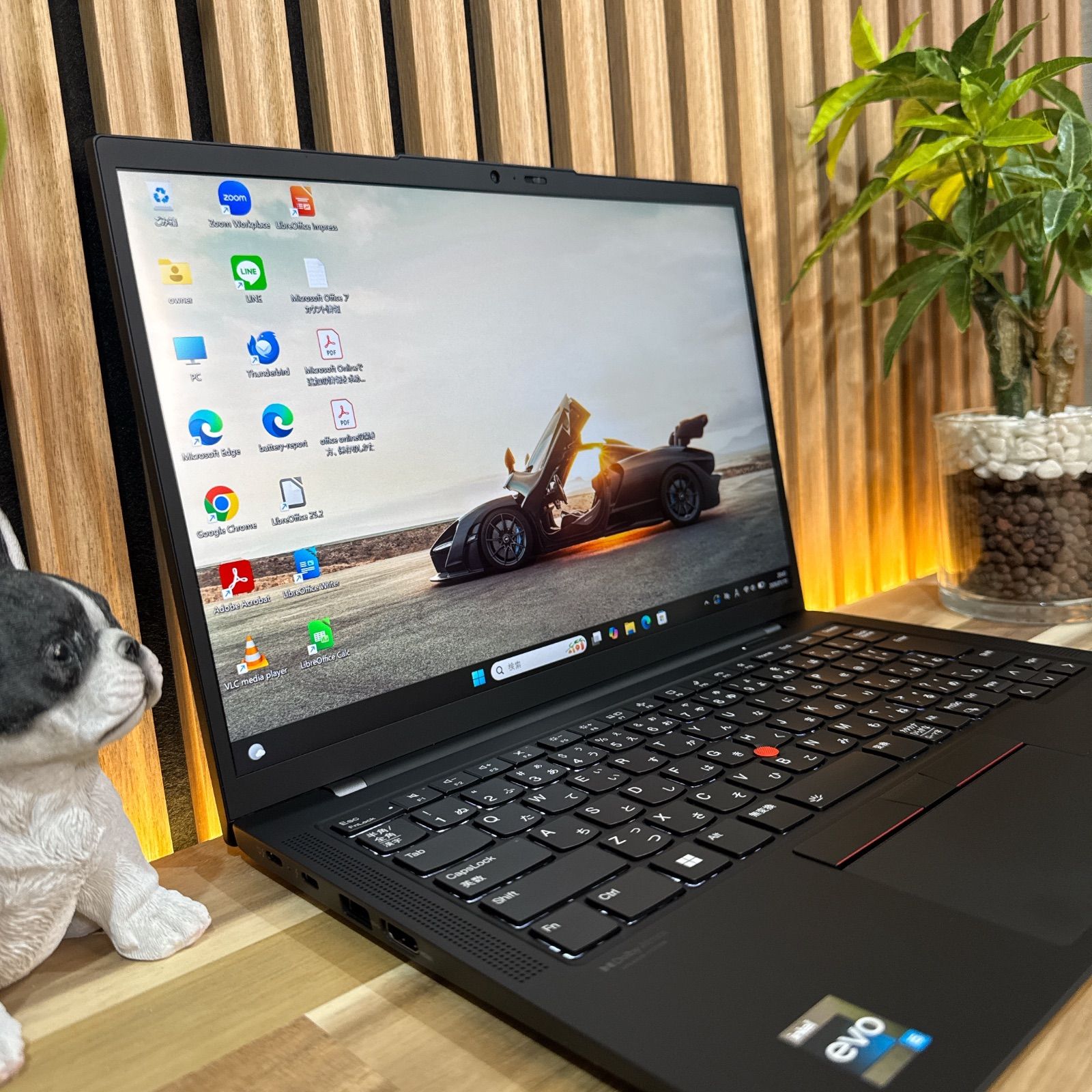 公式ショップ限定価格❣️/ 極美品《最新2022年モデル》ThinkPad X1