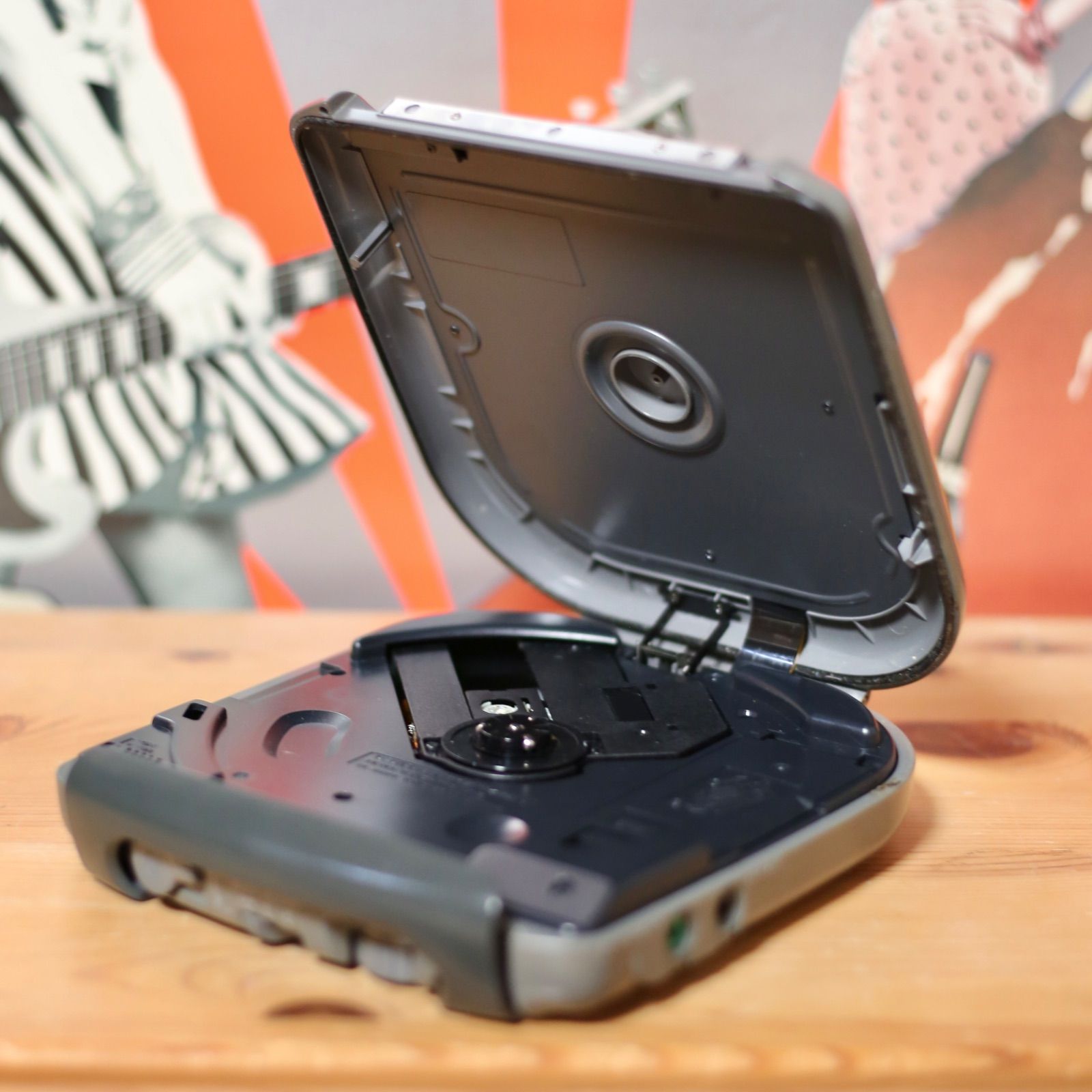 SONY SPORTS Discman D-451SP BASS BOOST搭載 防滴仕様 ウォークマン