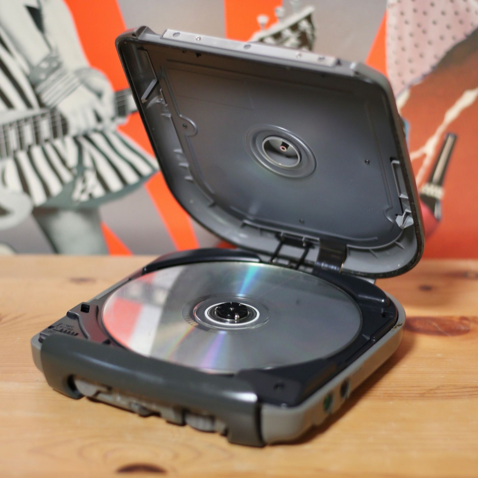 SONY SPORTS Discman D-451SP BASS BOOST搭載 防滴仕様 ウォークマン