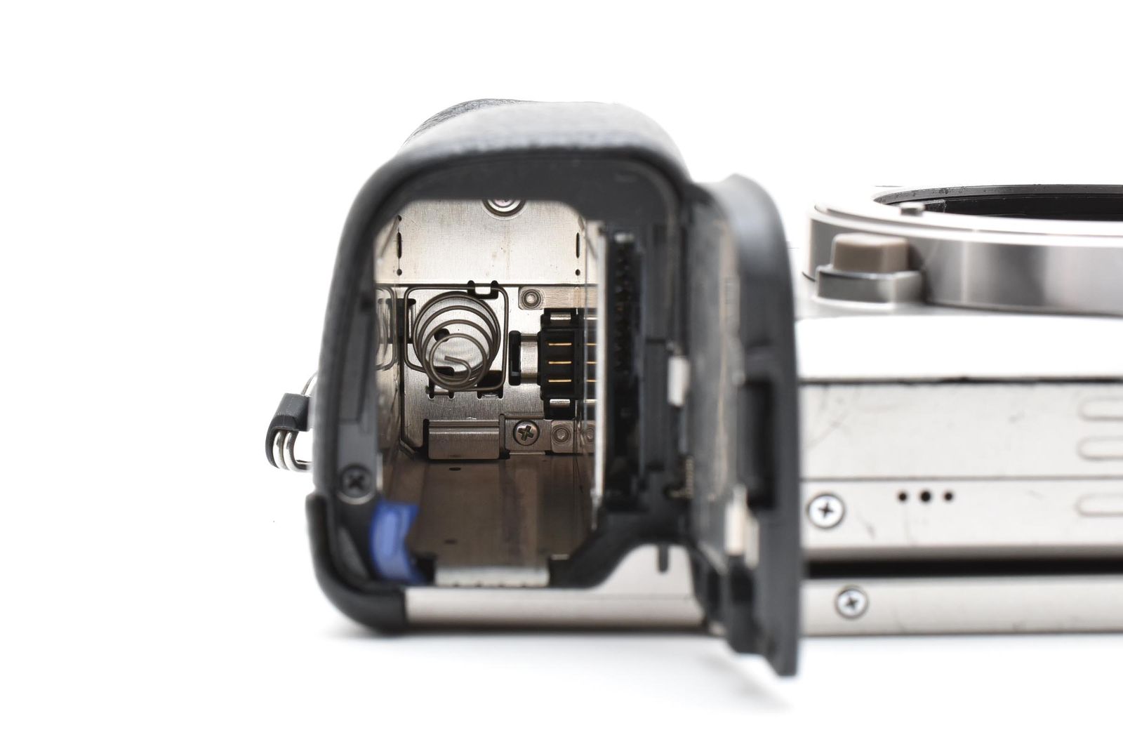 SONY α6000 美品 ボディ バッテリー付 動作良好 即日発送 ソニー SONY α6000 ボディ シルバー ≪S数37,000回 動作光学良好