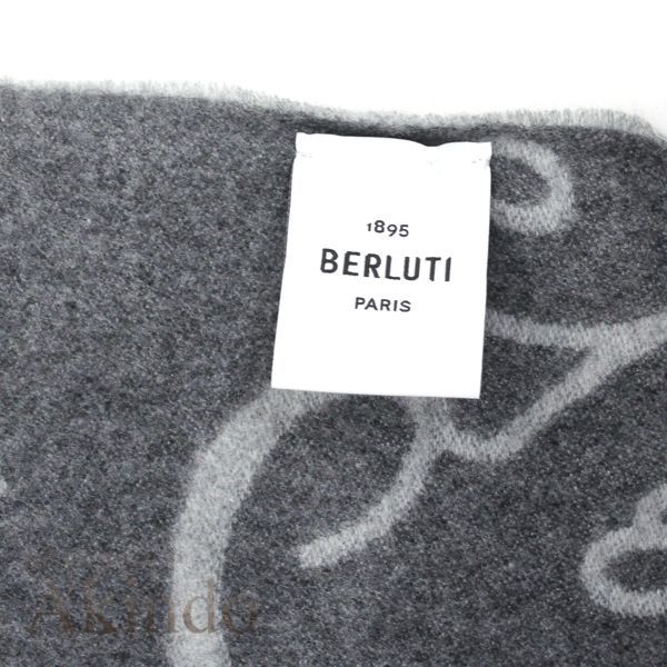 【新品・未使用】ベルルッティ マフラー スクリット パターン グレー フリンジ シルク 100% メンズ Berluti ギフト 人気 おしゃれ ブランド プレゼント ウィンター 秋冬 BERLUTI - 【新品・未使用】ベルルッティ マフラー スクリット