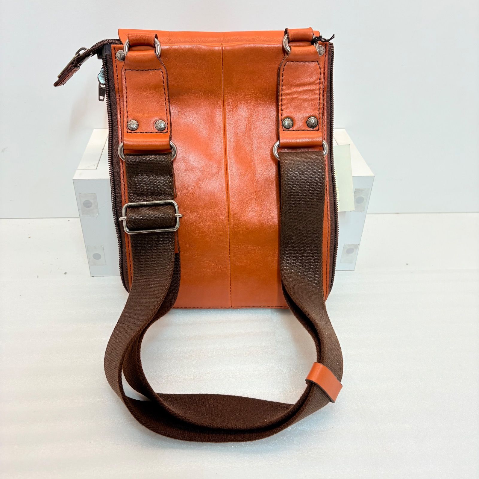 未使用・タグ付き】L.E.D.BITES エルイーディーバイツ 本革レザー 
