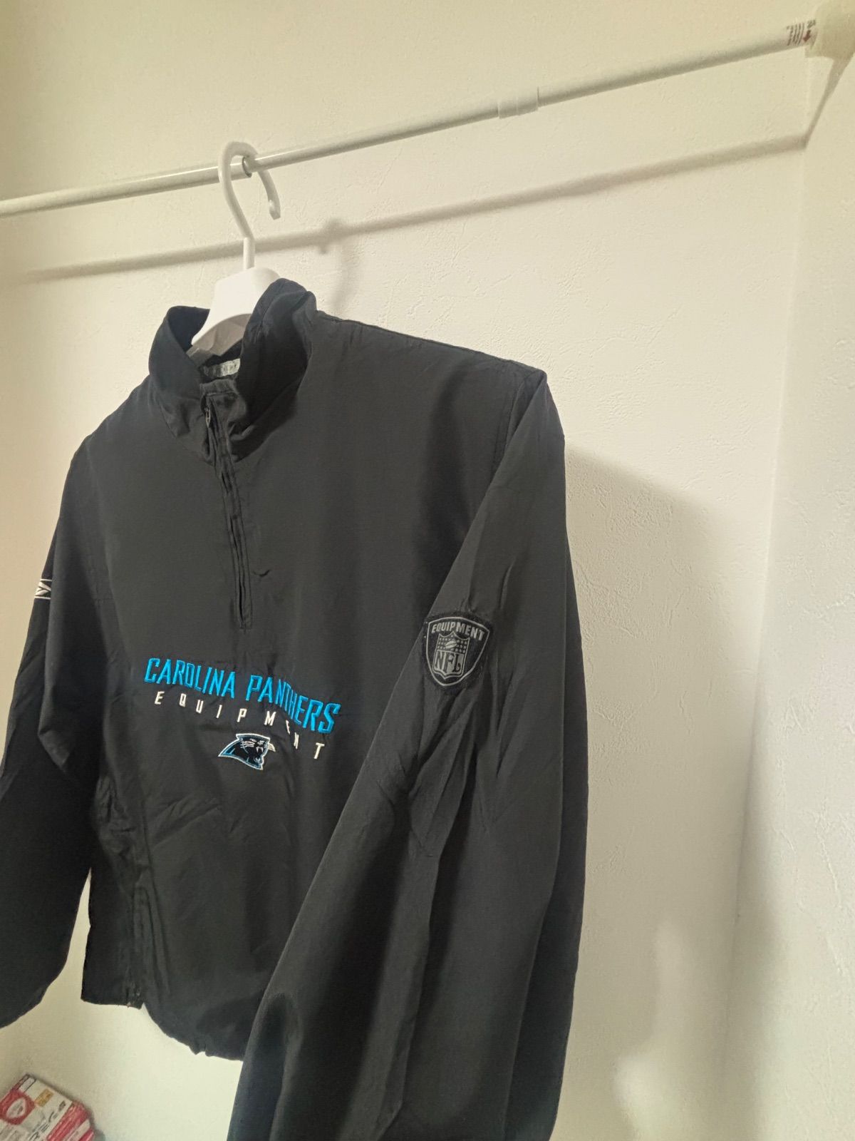 Reebok NFL カロライナパンサーズ ナイロンジャケット ハーフジップ