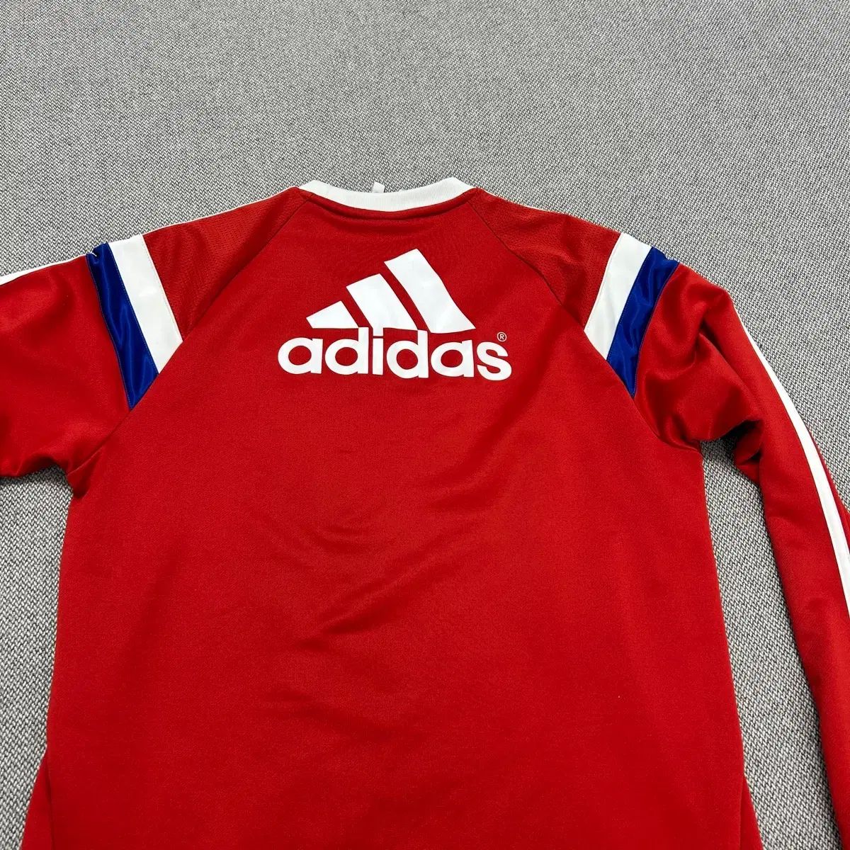 アディダス FCバイエルン・ミュンヘン 14-15 トレーニングトップ (95