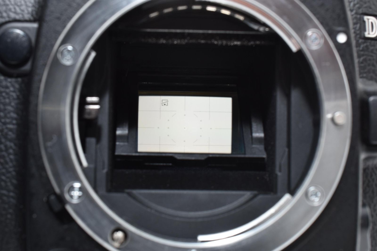 シャッター回数696 Nikon ニコン D90 ボディ デジタル一眼レフ ☆極上級☆Nikon ニコン D90 ボディ 名機 シャッター回数48,103回