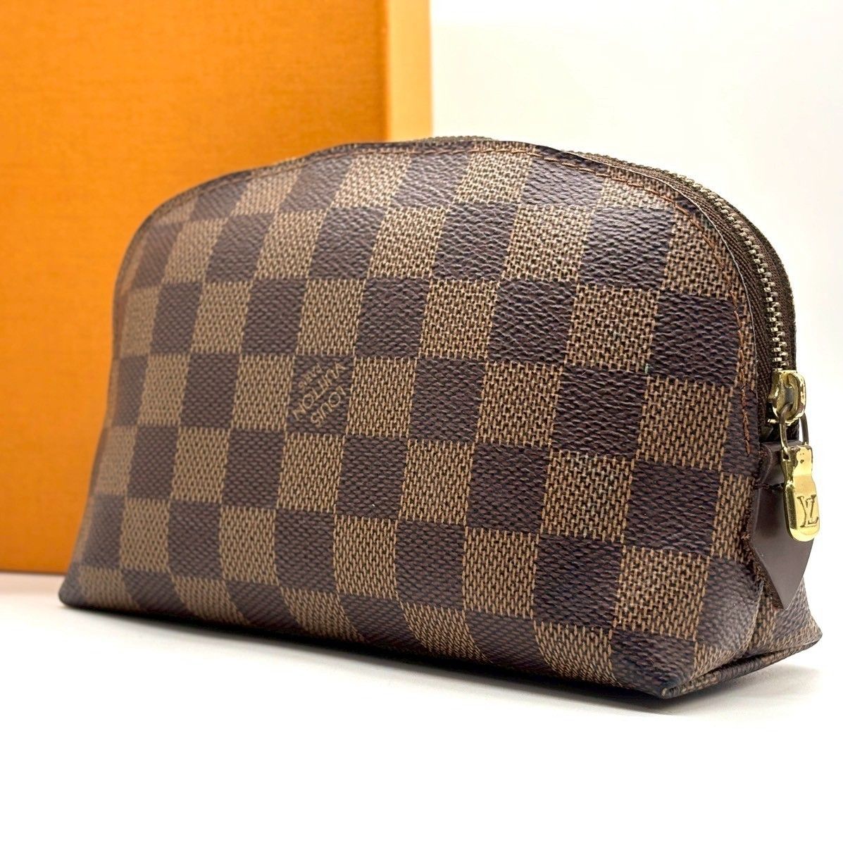 毎日使いに、ちょうどいいヴィトン】 LOUIS VUITTON ポシェット