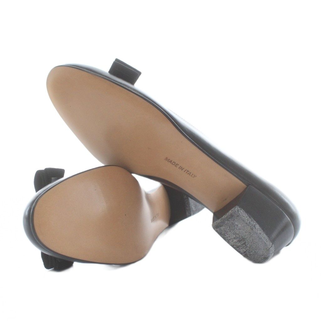 【サルヴァトーレフェラガモ】パンプス　ヴァラリボン ブルー　ゴールド金具 5 サルヴァトーレフェラガモ】パンプス ヴァラリボン ブルー ゴールド金具 5