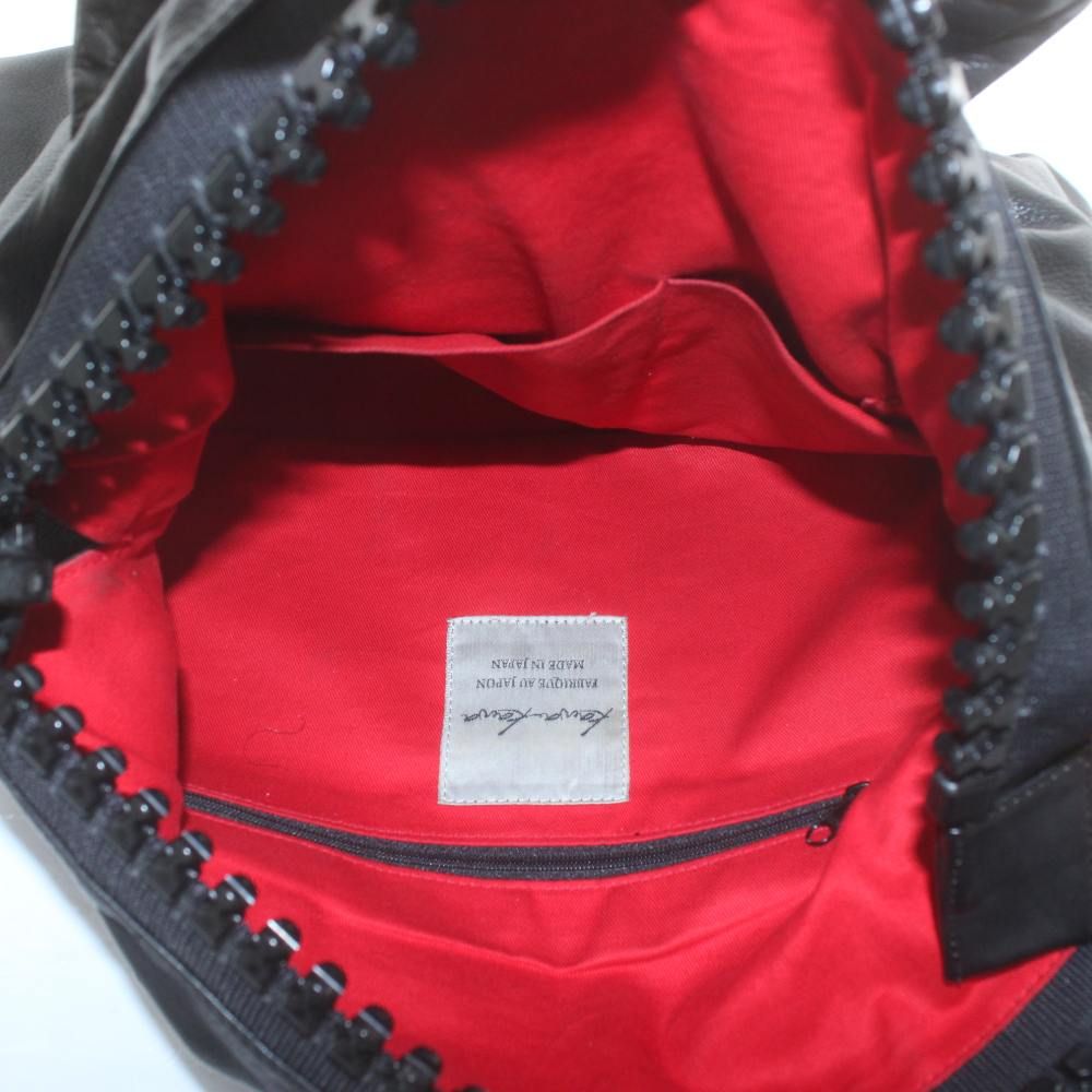 カワカワ kawa-kawaトートバッグ レザー ビッグファスナー 黒 ブラック