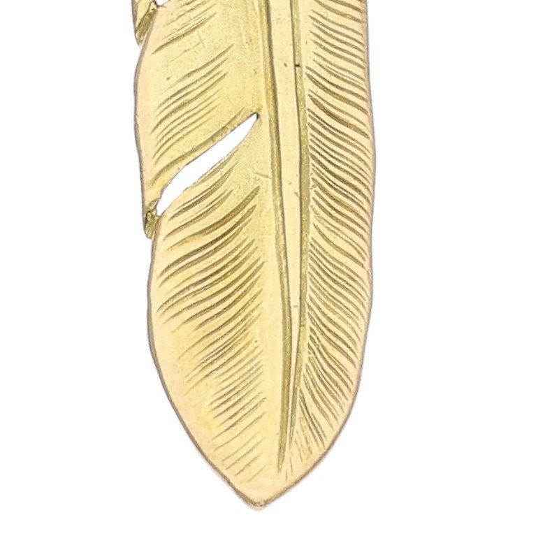 ゴローズ 全金フェザー 大 左向き ネックレストップ メンズ 大 - メルカリ