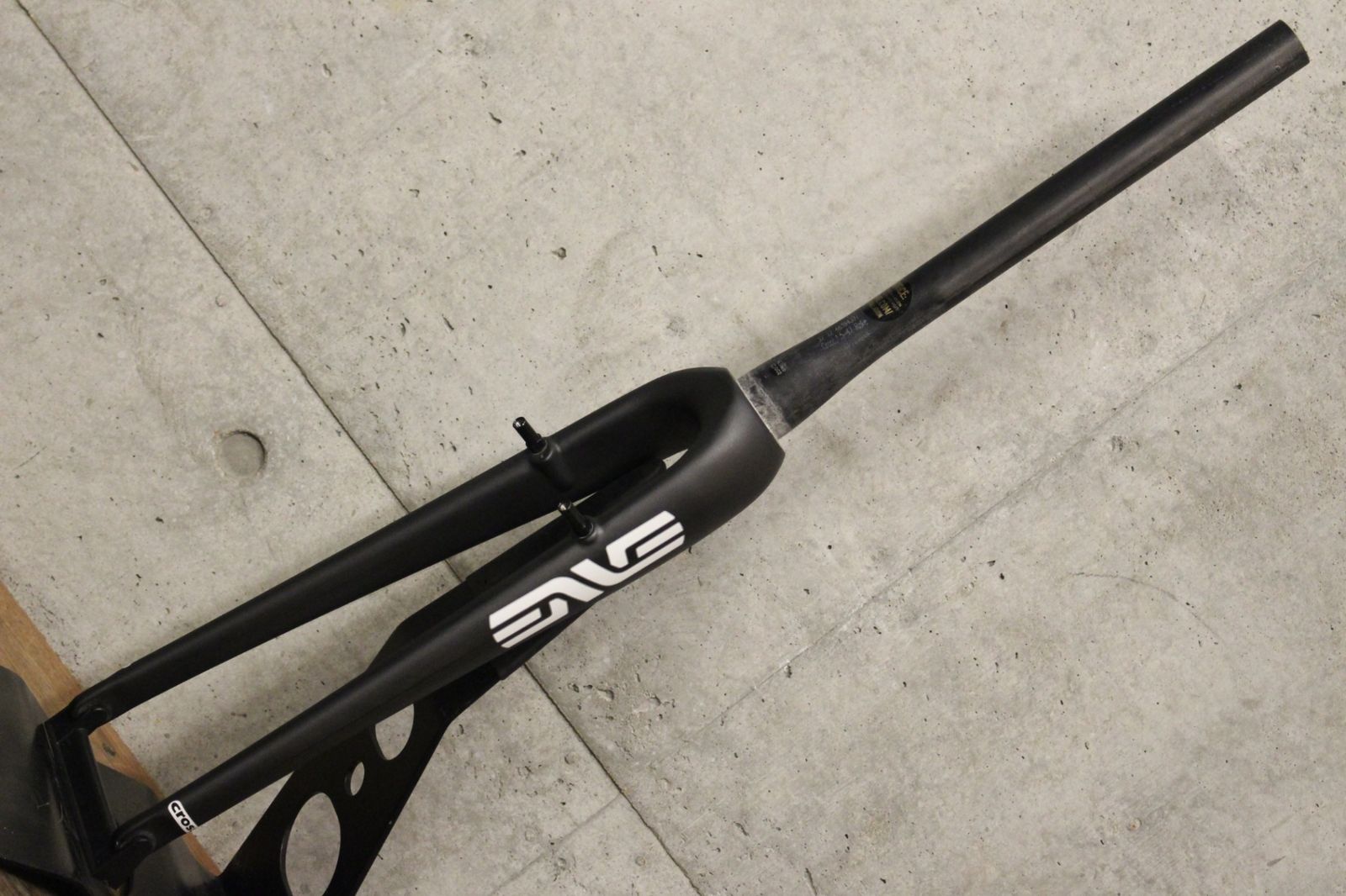 l*e様 ENVE 1.0 ロードフォーク （リムブレーキ用） RIM BRAKE FORKリムブレーキフォーク | ENVE エンヴィ 日本公式サイト