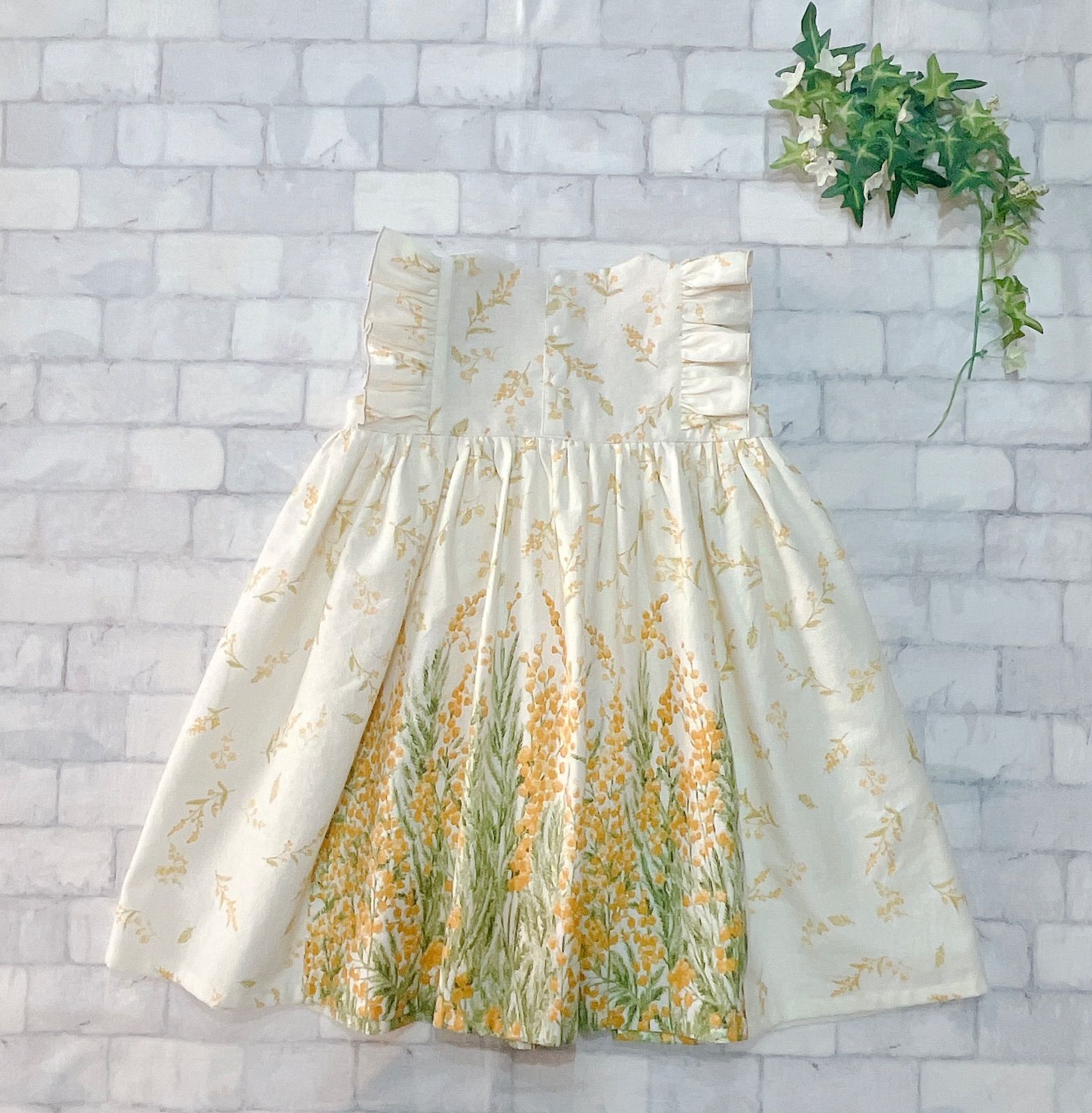 ミモザ　ワンピース　ハンドメイド ビオラワンピース ミモザ 100サイズ ハンドメイド - メルカリ