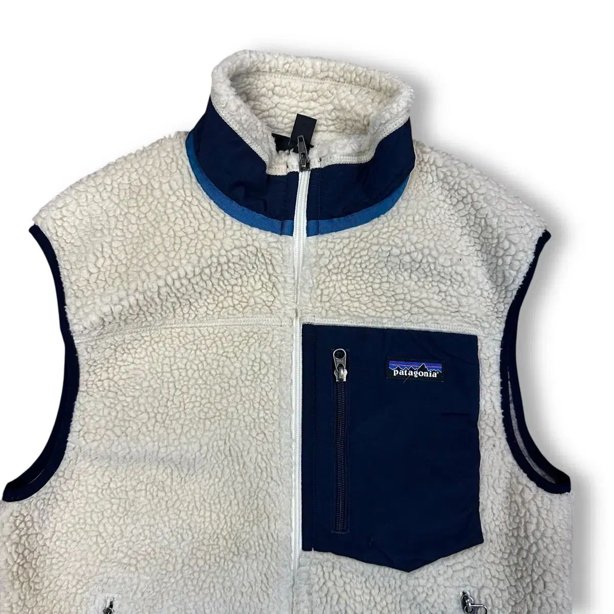 【24時間以内　匿名発送】パタゴニア　レトロパイルベスト　アイボリー　Mサイズ パタゴニア レトロ パイル ベスト アイボリー - メルカリ