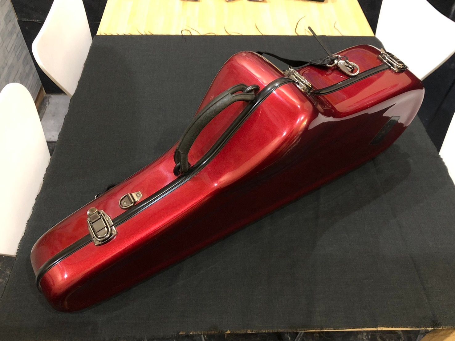 送料込み】マルカート テナーサックス用ハードケース ワインレッド