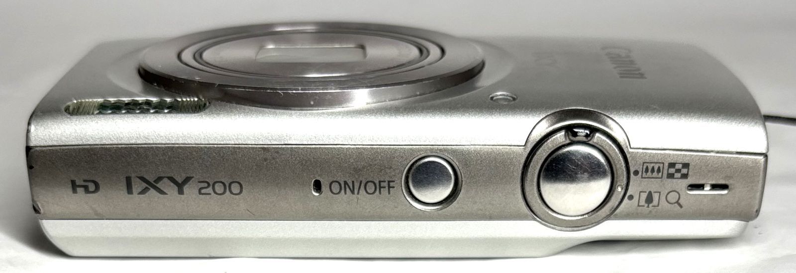 Canon IXY 200 PC2333 HD 20MP 8x デジタルカメラ silver 基本動作確認